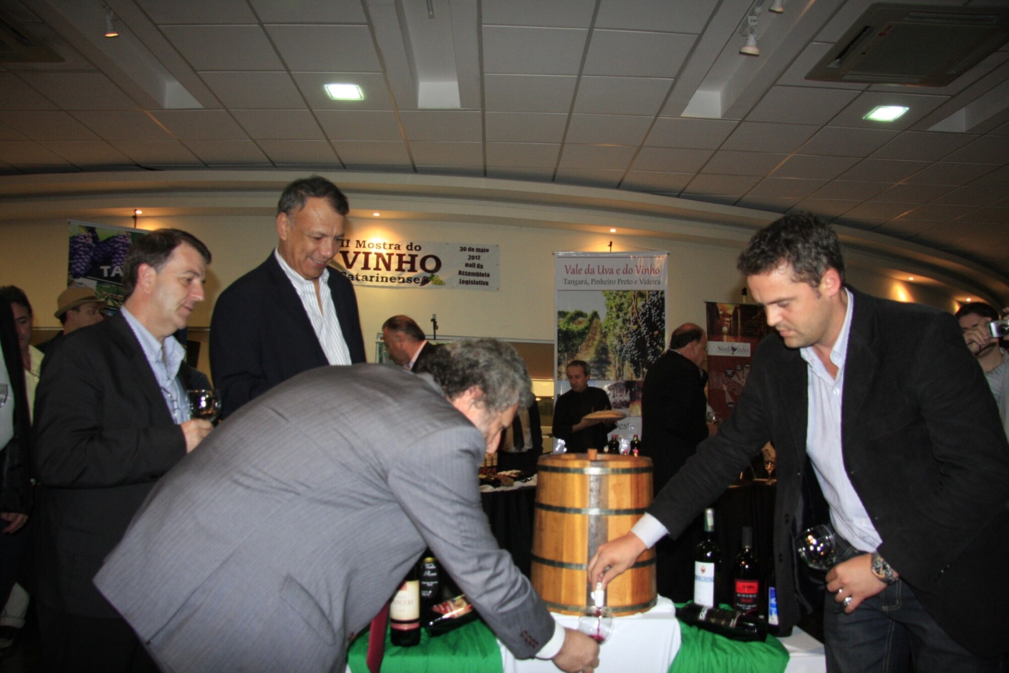 Assembleia promove II Mostra do Vinho Catarinense