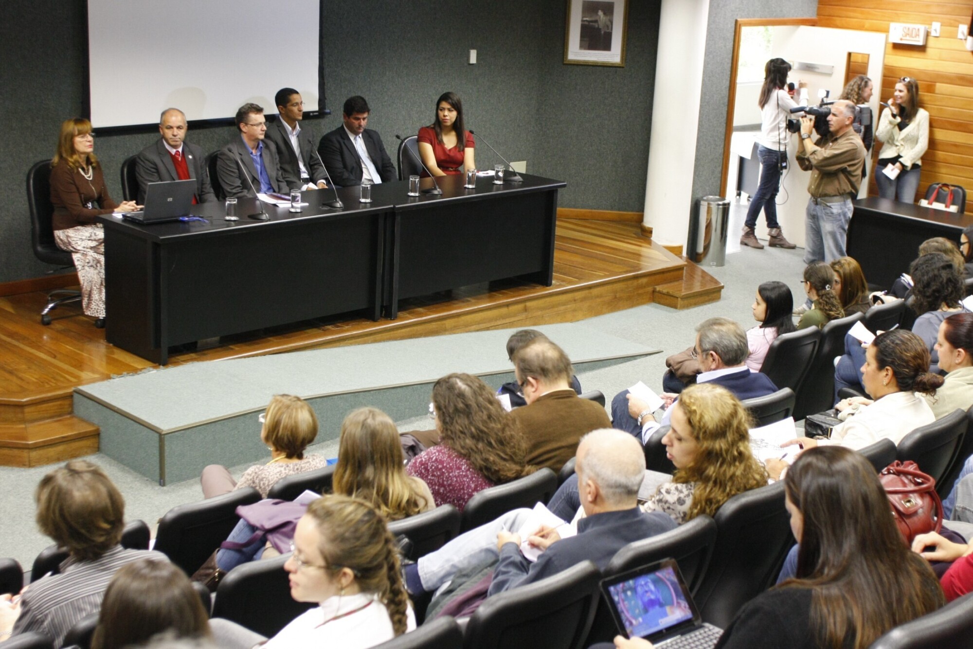 Curso de Atualização em Técnicas de Tratamento em Dependência Química com Ênfase no Crack