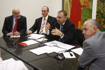 Assembleia debate a implantação do Programa Nacional de Atenção Básica em Saúde.