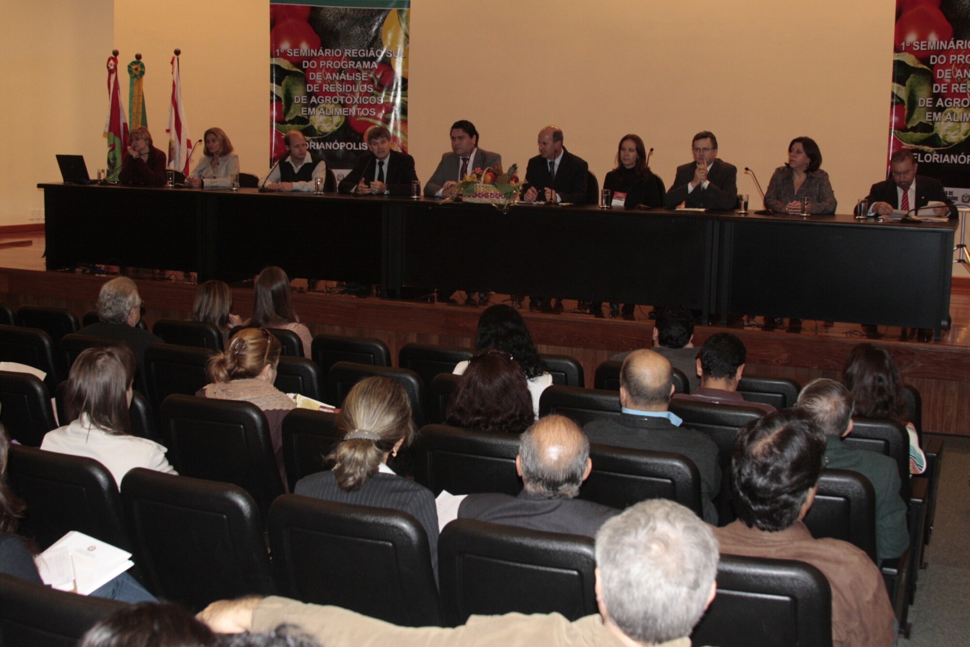 Solenidade de abertura do I Seminário Região Sul do Programa de Análise de Resíduos de Agrotóxicos em Alimentos