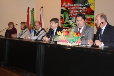 Seminário discute o uso de agrotóxicos no sul do país