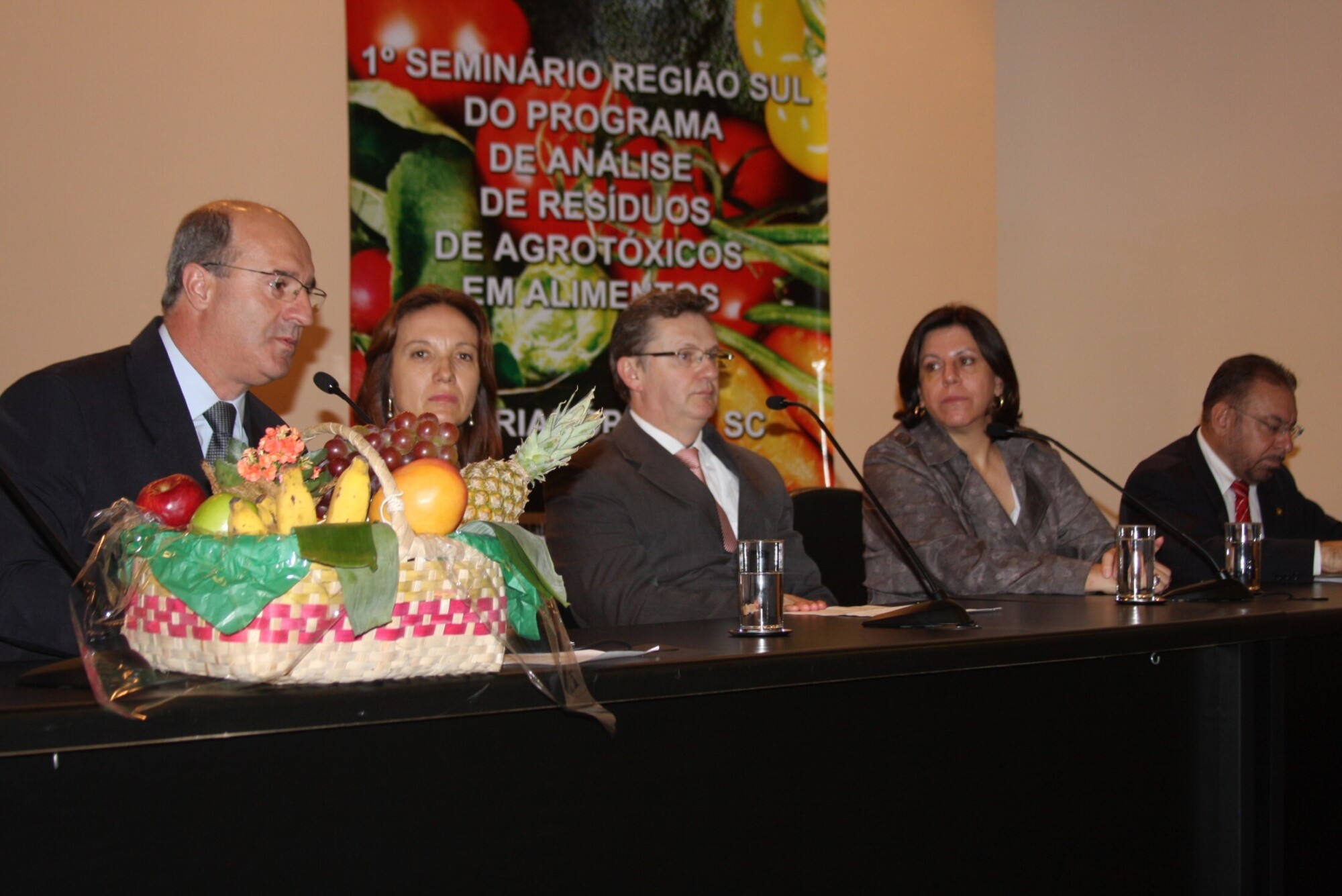 Solenidade de abertura do I Seminário Região Sul do Programa de Análise de Resíduos de Agrotóxicos em Alimentos