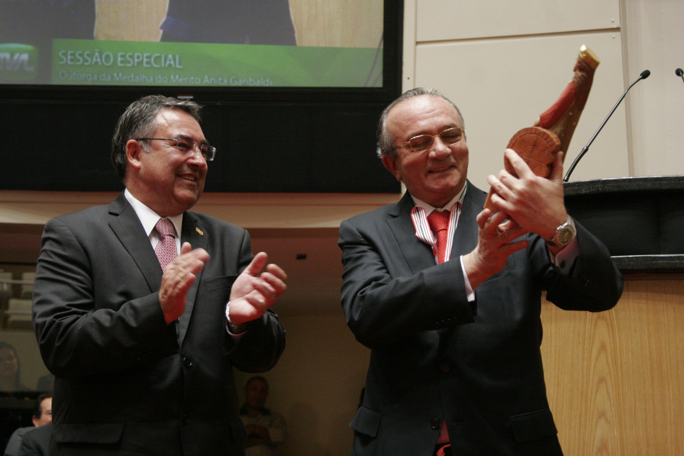 Sessão Solene de Outorga da Medalha Anita Garibaldi ao Ministro Cesar Asfor Rocha