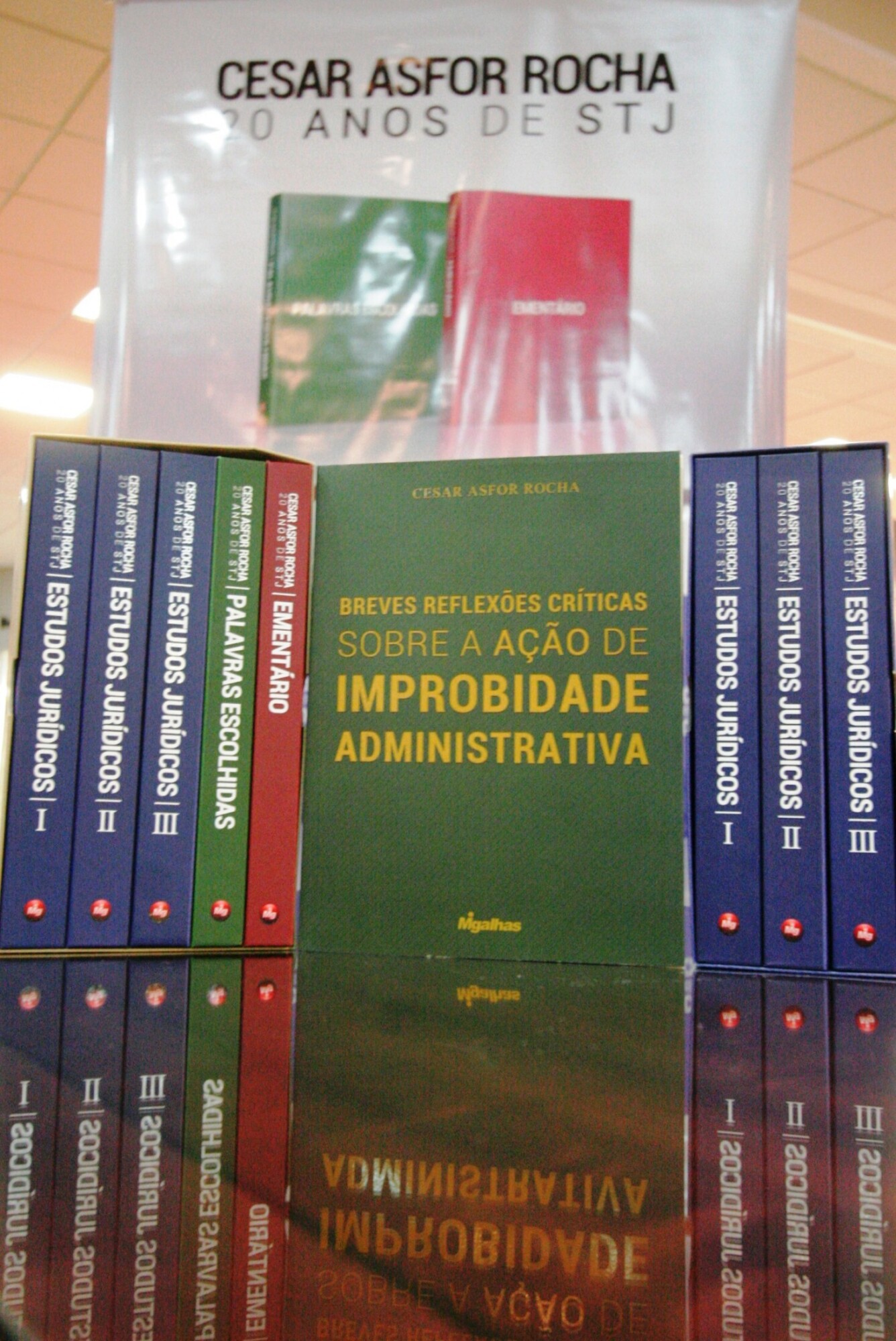 Assembleia Legislativa recebe ministros do STJ