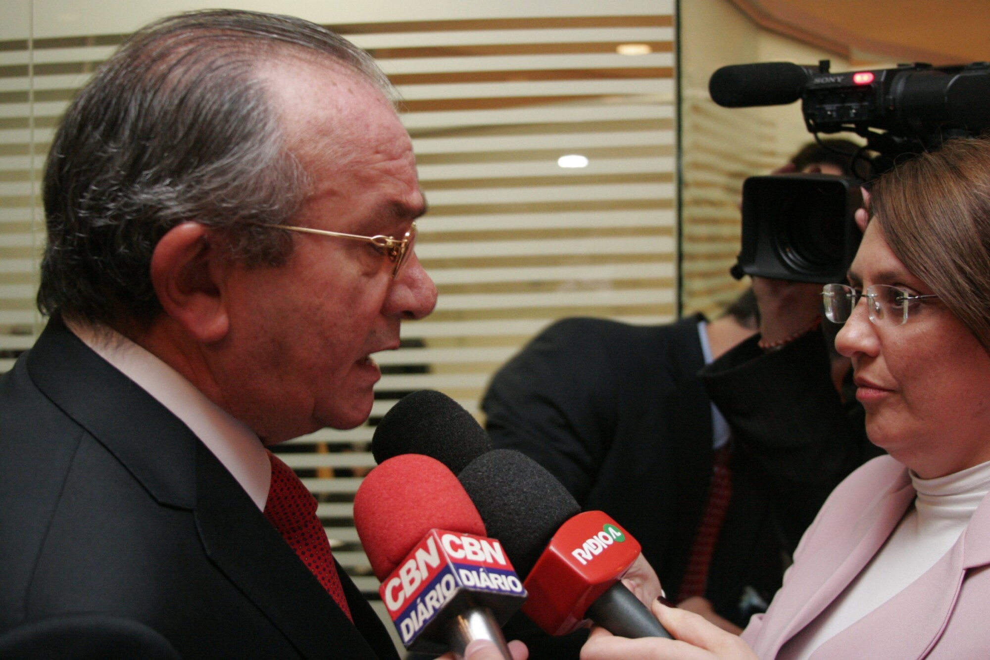 Sessão Solene de Outorga da Medalha Anita Garibaldi ao Ministro Cesar Asfor Rocha