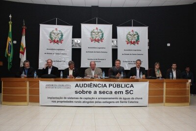 udiência pública sobre a Implantação de sistema de captação e armazenamento de água da chuva nas propriedades rurais atingidas pela estiagem em Santa Catarina