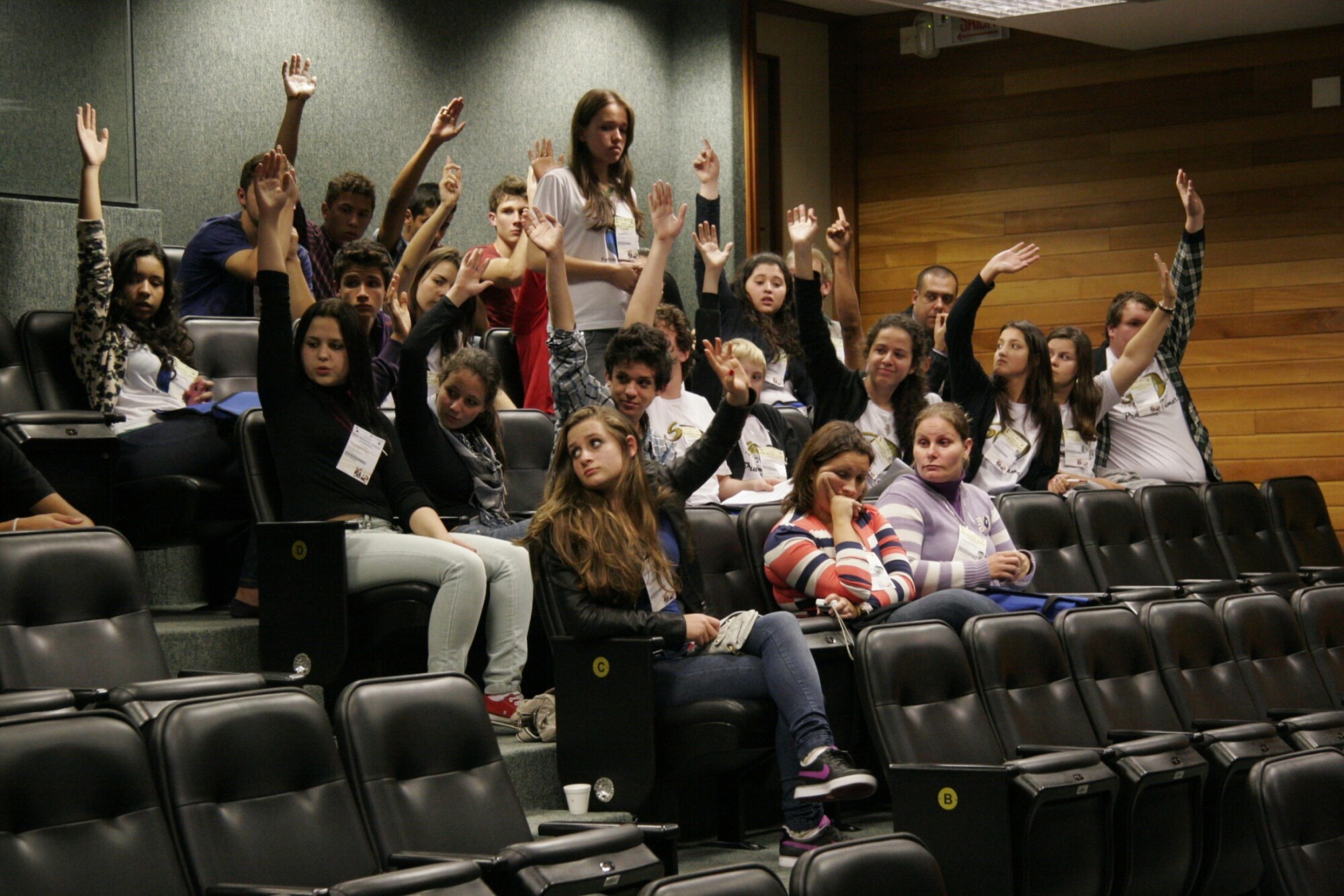 Parlamentares jovens elegem cargos da Mesa
