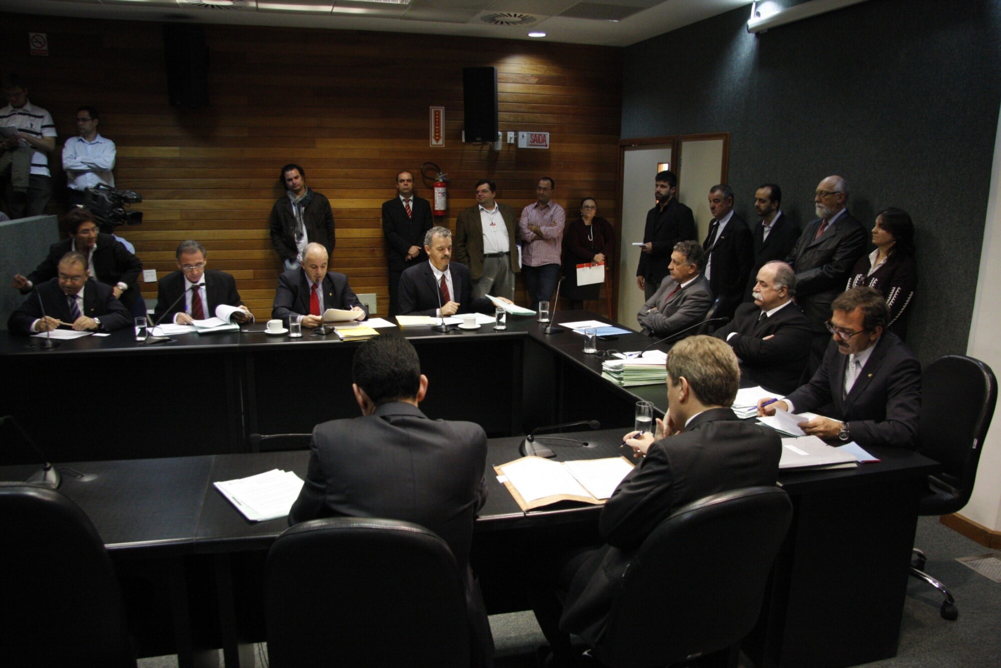 Legislativo analisa organização da Defensoria Pública
