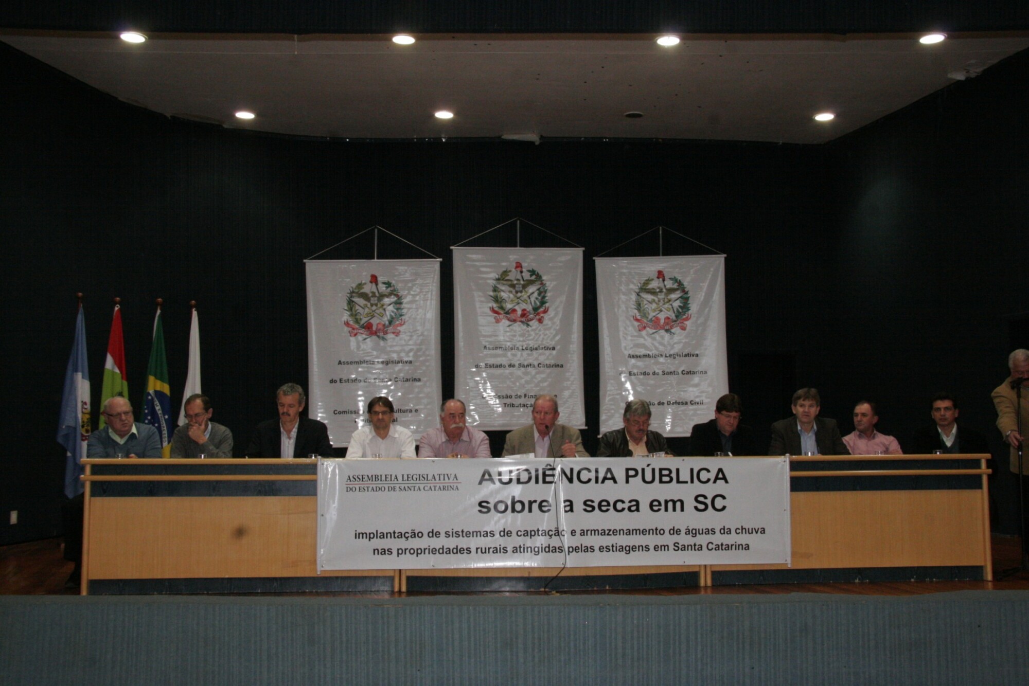 Audiência Pública sobre a Implantação de sistema de captação e armazenamento de água da chuva nas propriedades rurais atingidas pela estiagem em Santa Catarina