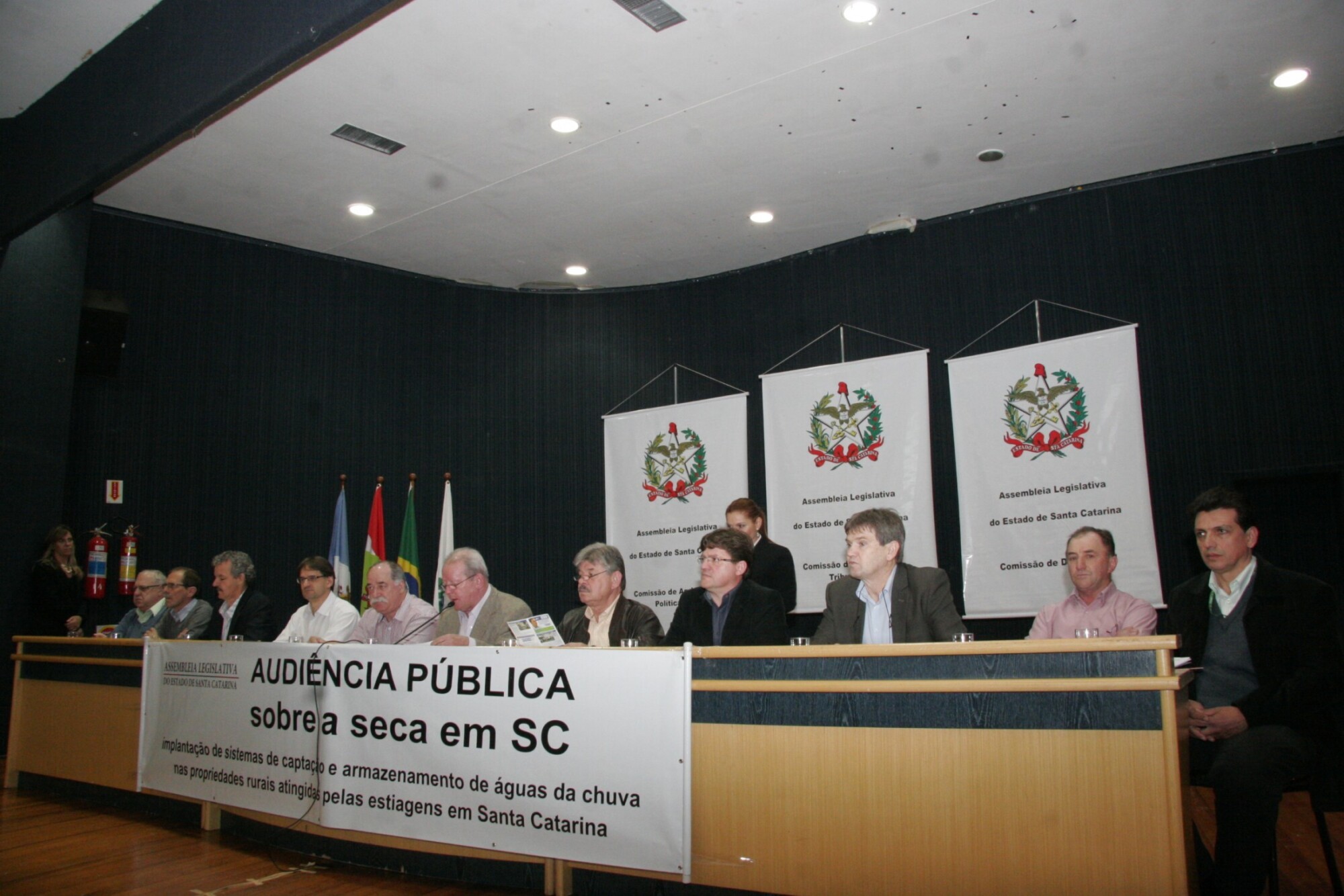 Audiência Pública sobre a Implantação de sistema de captação e armazenamento de água da chuva nas propriedades rurais atingidas pela estiagem em Santa Catarina