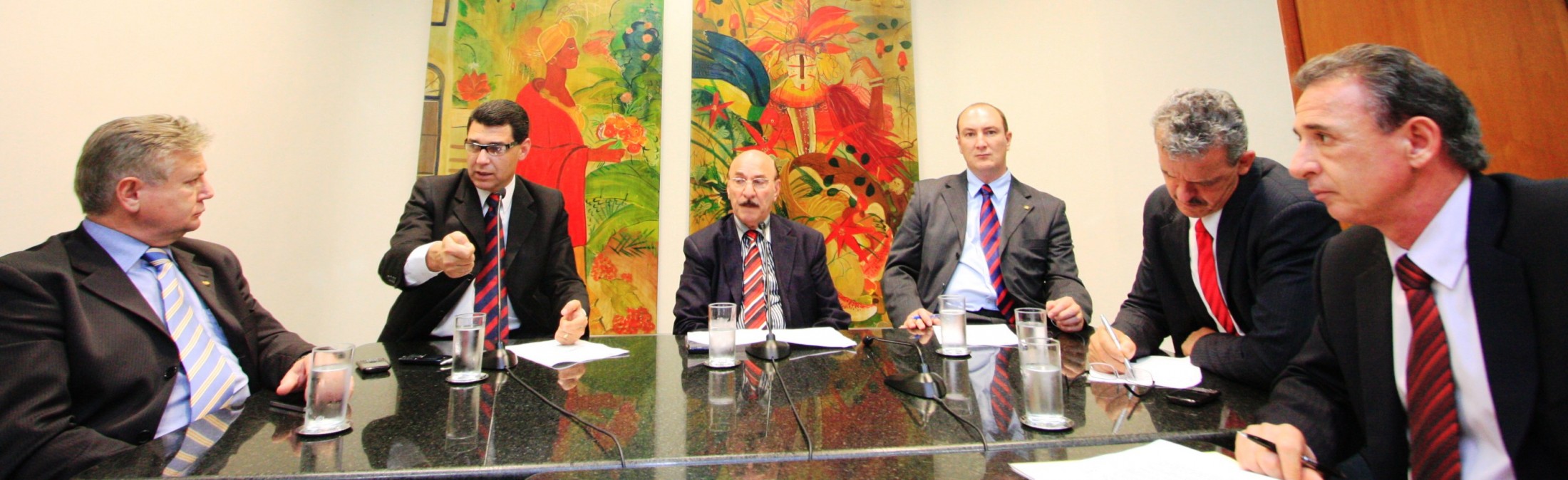 Discute o endividamento dos Pequenos Agricultores