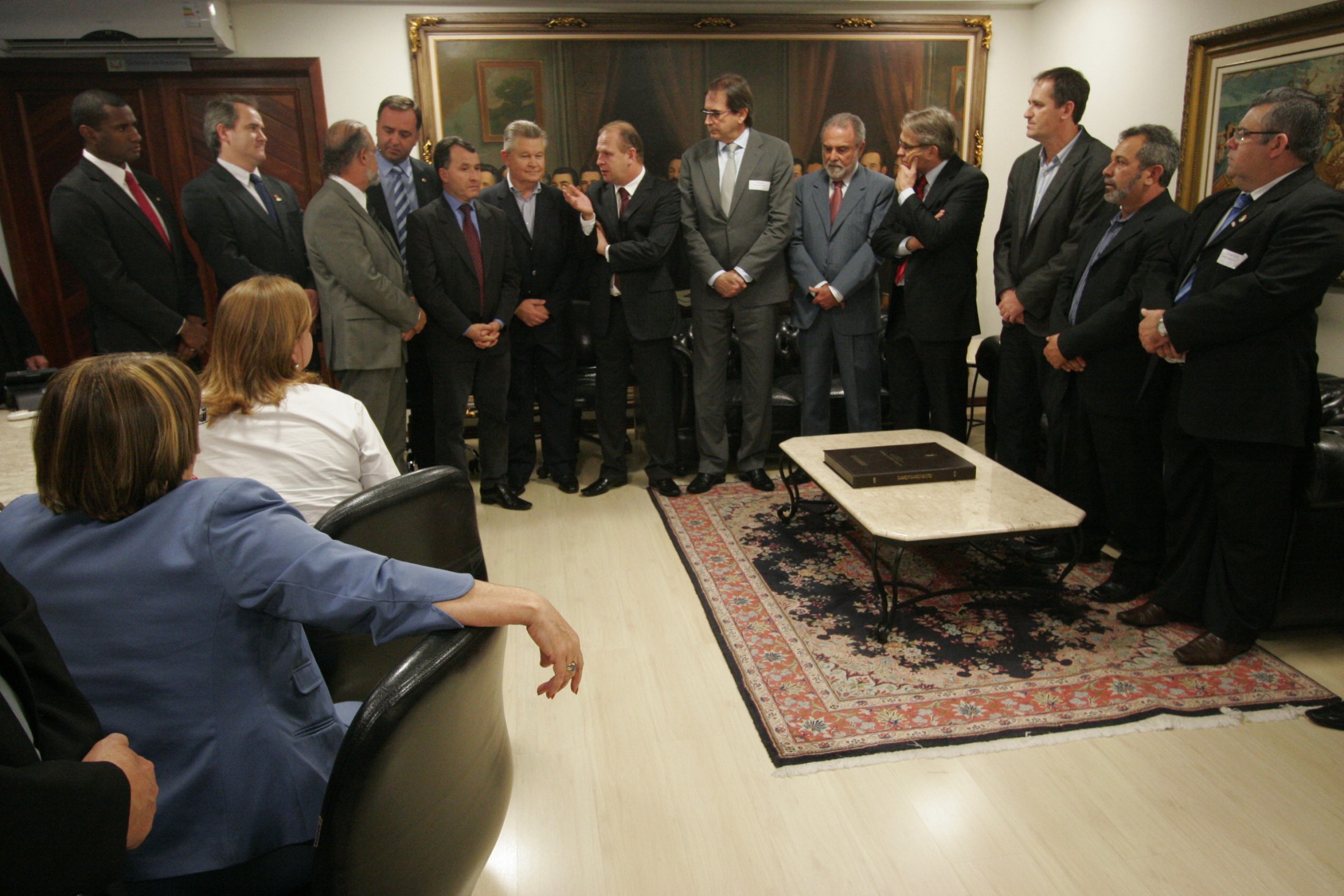 Presidente recebe comitiva de Joinville