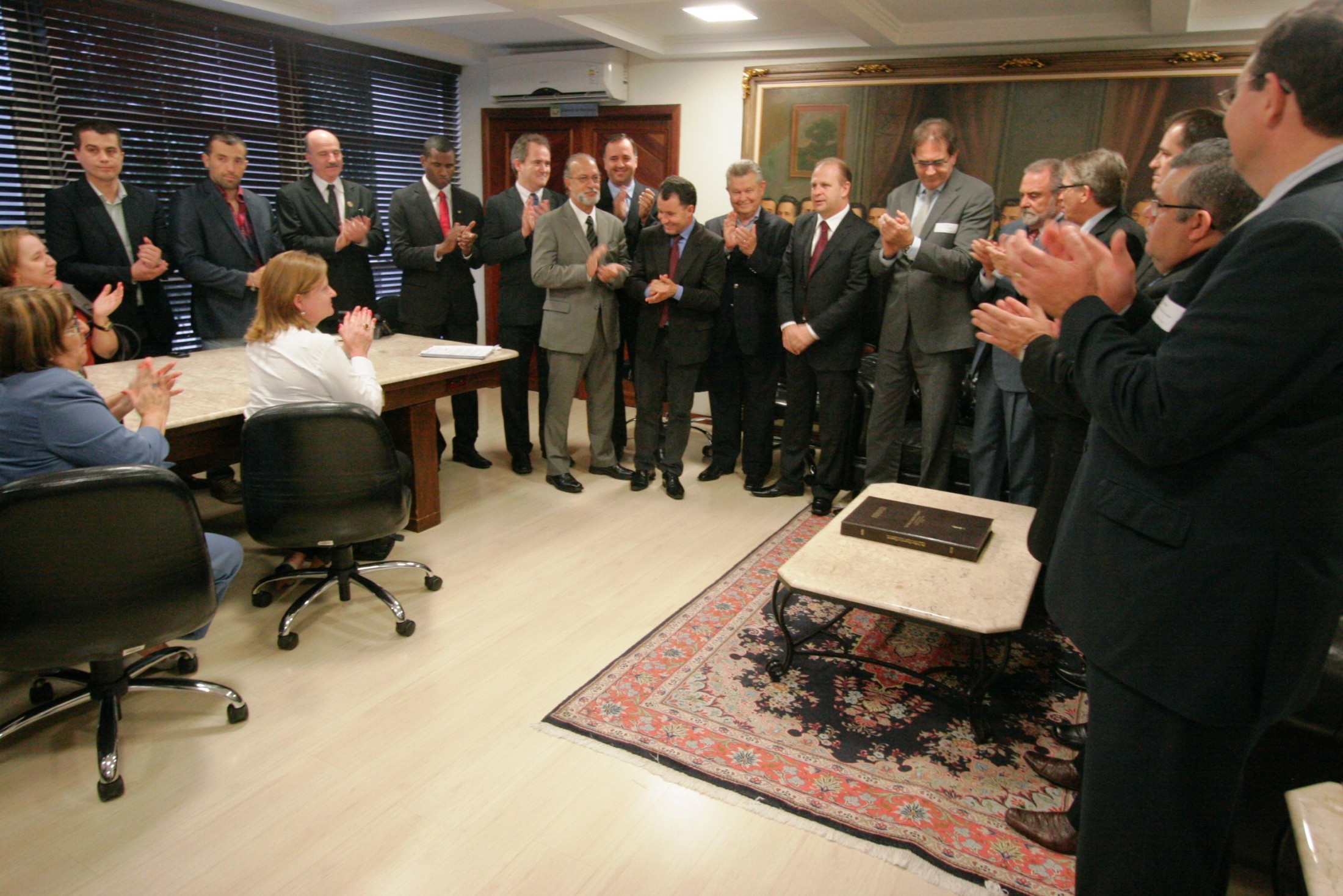 Presidente recebe comitiva de Joinville