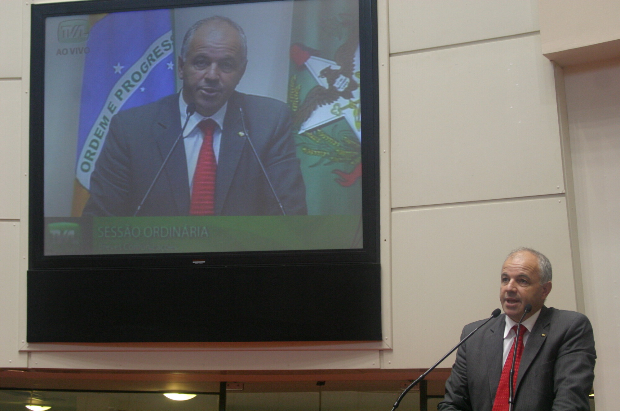 Sessão Ordinária - Plenário Osni Regis - Deputado Sargento Amauri Soares (PDT)