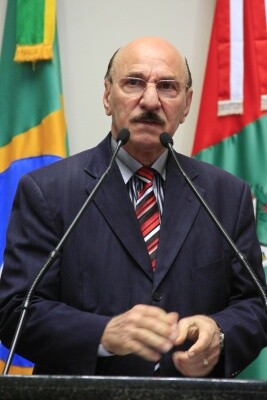 Instalação de multinacionais em SC é destacada em plenário