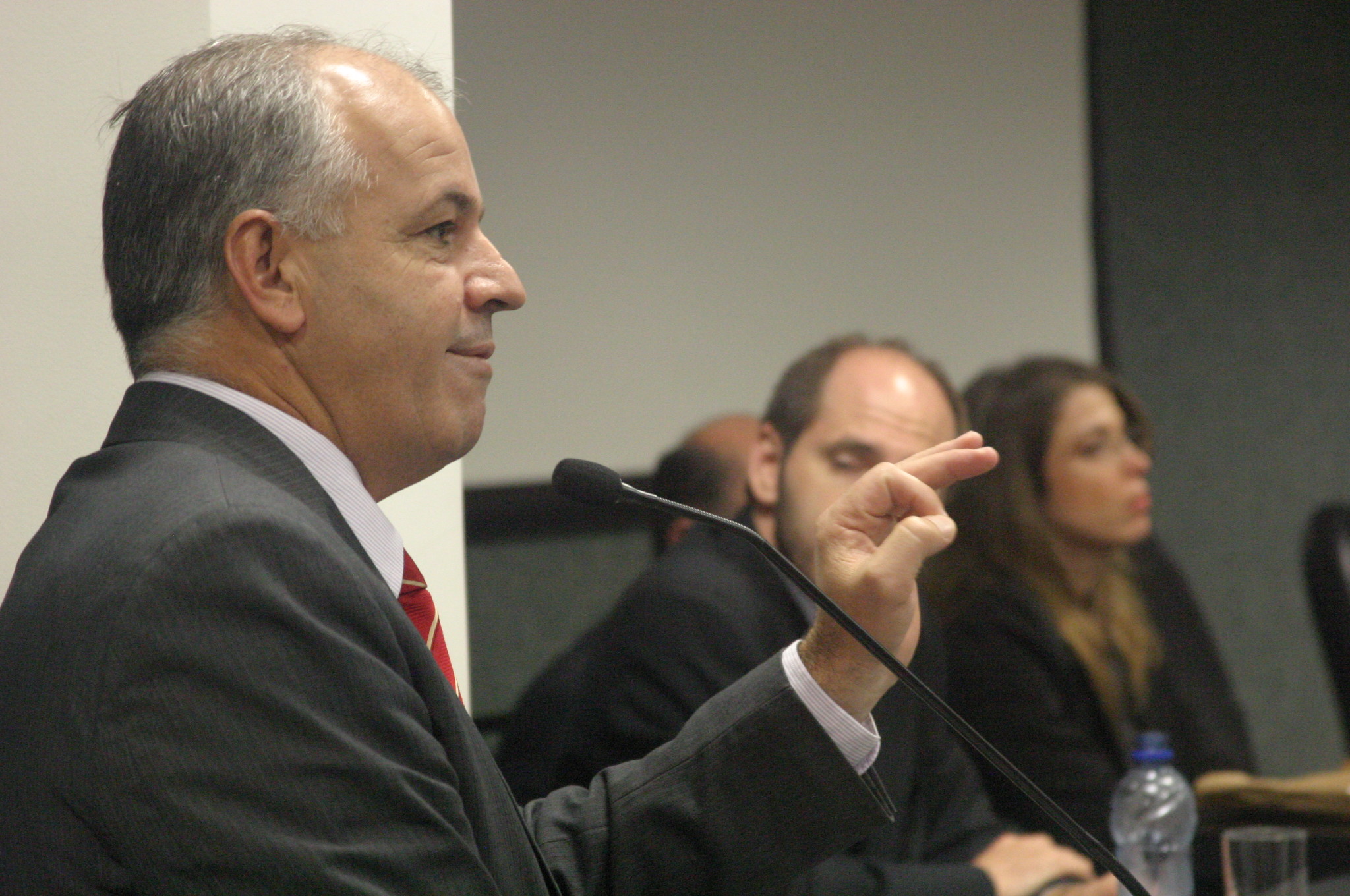 Audiência Pública a fim de discutir sobre a Implantação da Defensoria Pública de Santa Catarina