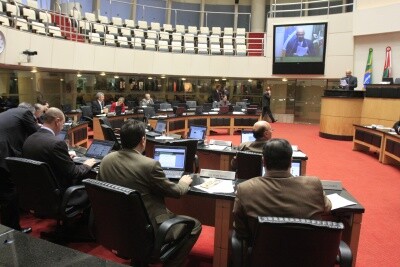 Deputados destacam processo de elaboração da LDO para 2013