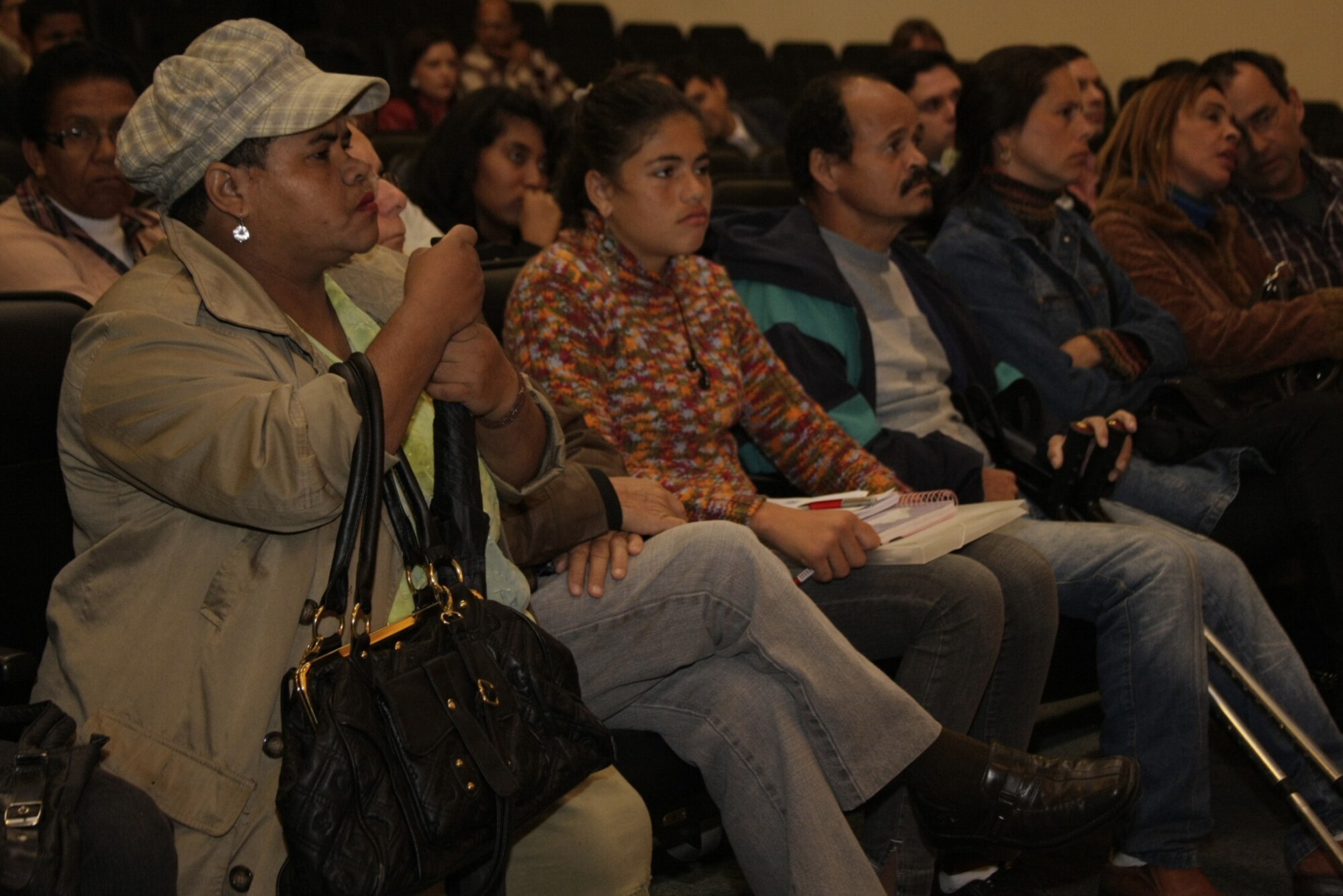Hospitais: falta de servidores e gestão por OS em debate