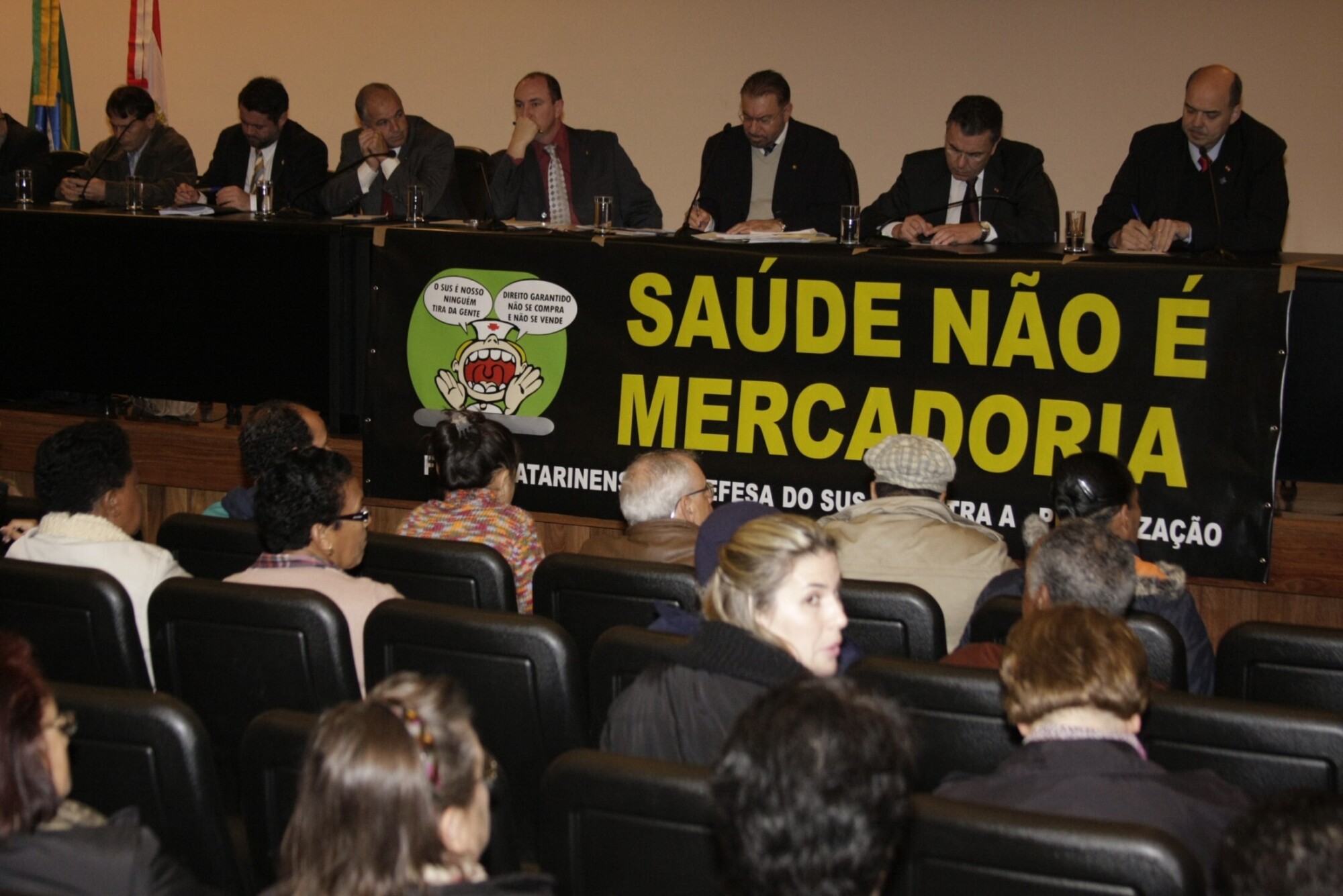 Audiência Pública sobre A Situação dos Hospitais Públicos de Santa Catarina sob a gestão do Estado