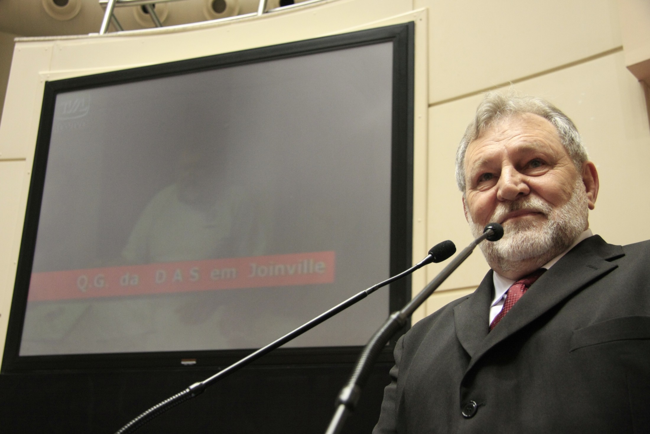 Sessão Solene de concessão de título de Cidadão Catarinense ao senhor Renato Hendges