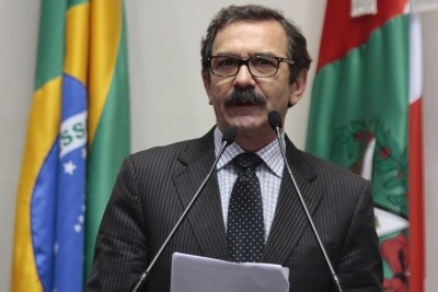 Parlamentar vê Pró-emprego como forma de compensar redução de IPI