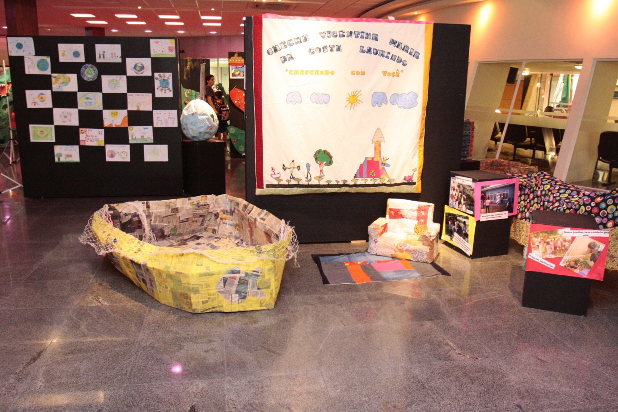 Exposição Mostra de Paz - Trabalhos dos alunos da Rede Municipal de Educação