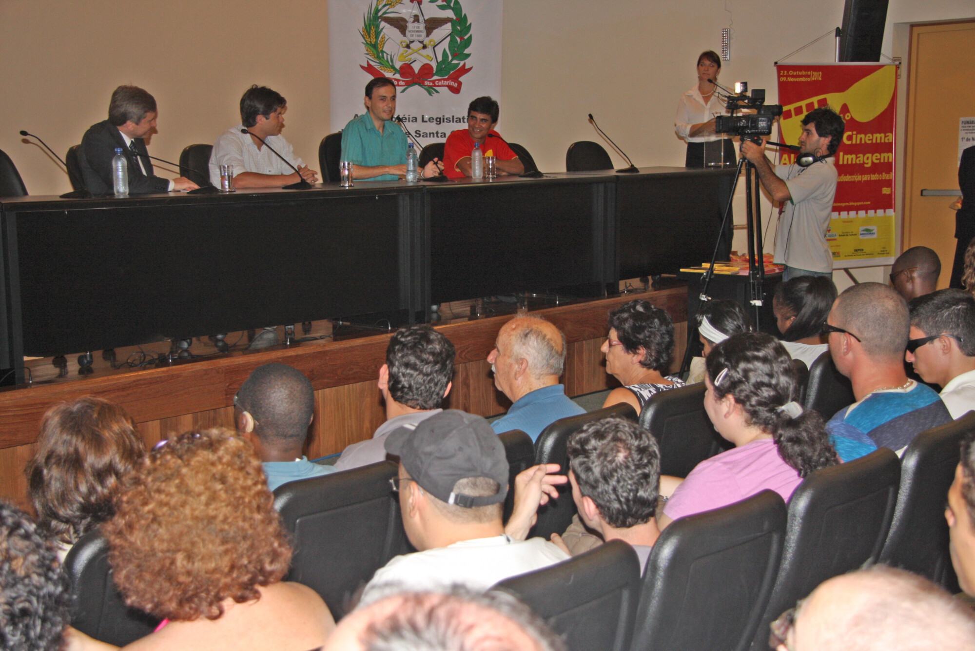 Assembleia recebe mostra de cinema voltada para cegos e surdos