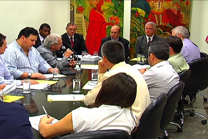 Frente Parlamentar em defesa da saúde reivindica mais recursos para o setor