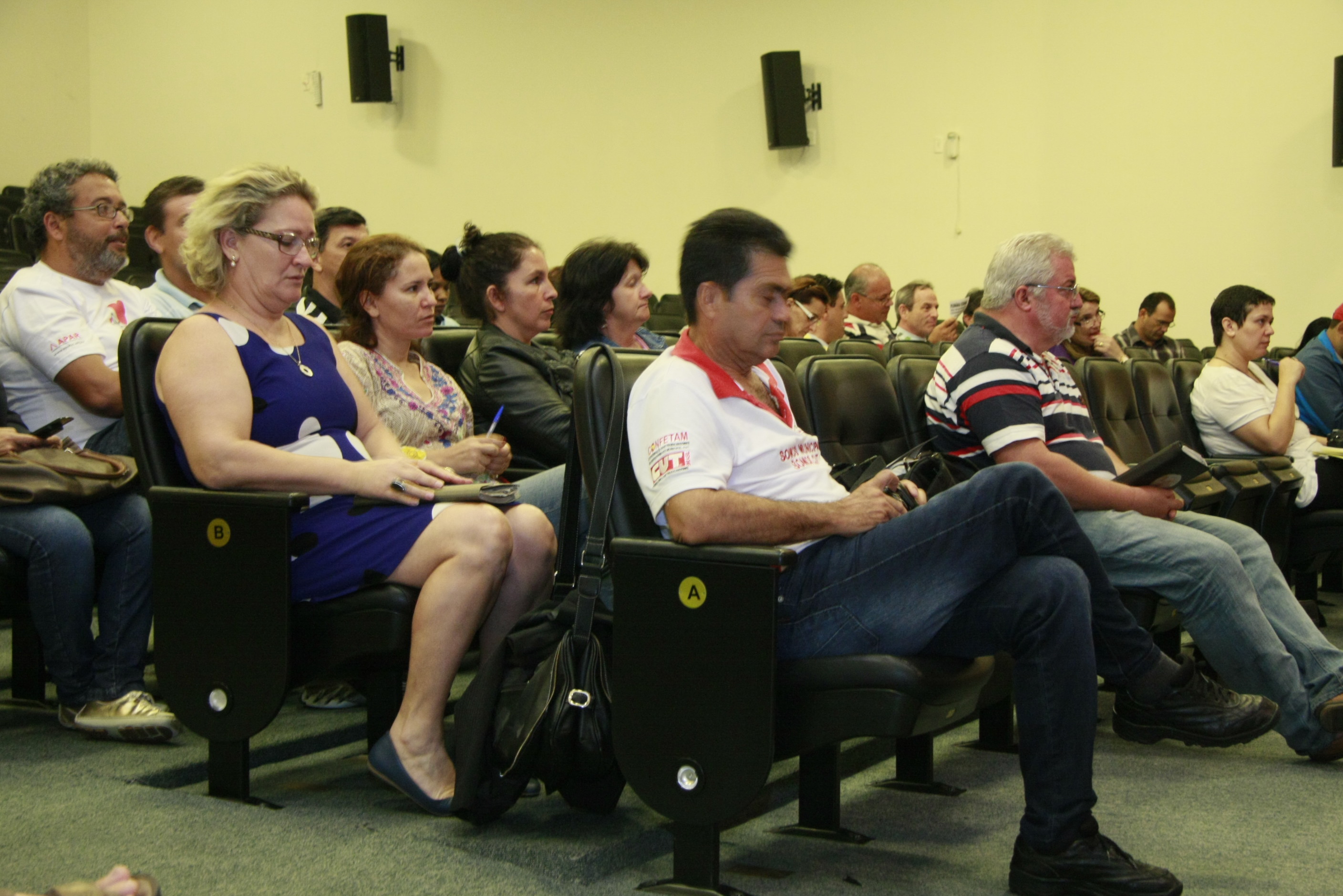 Plenária, organizada pelo Sindicato dos Trabalhadores no Serviço Público Estadual de Santa Catarina