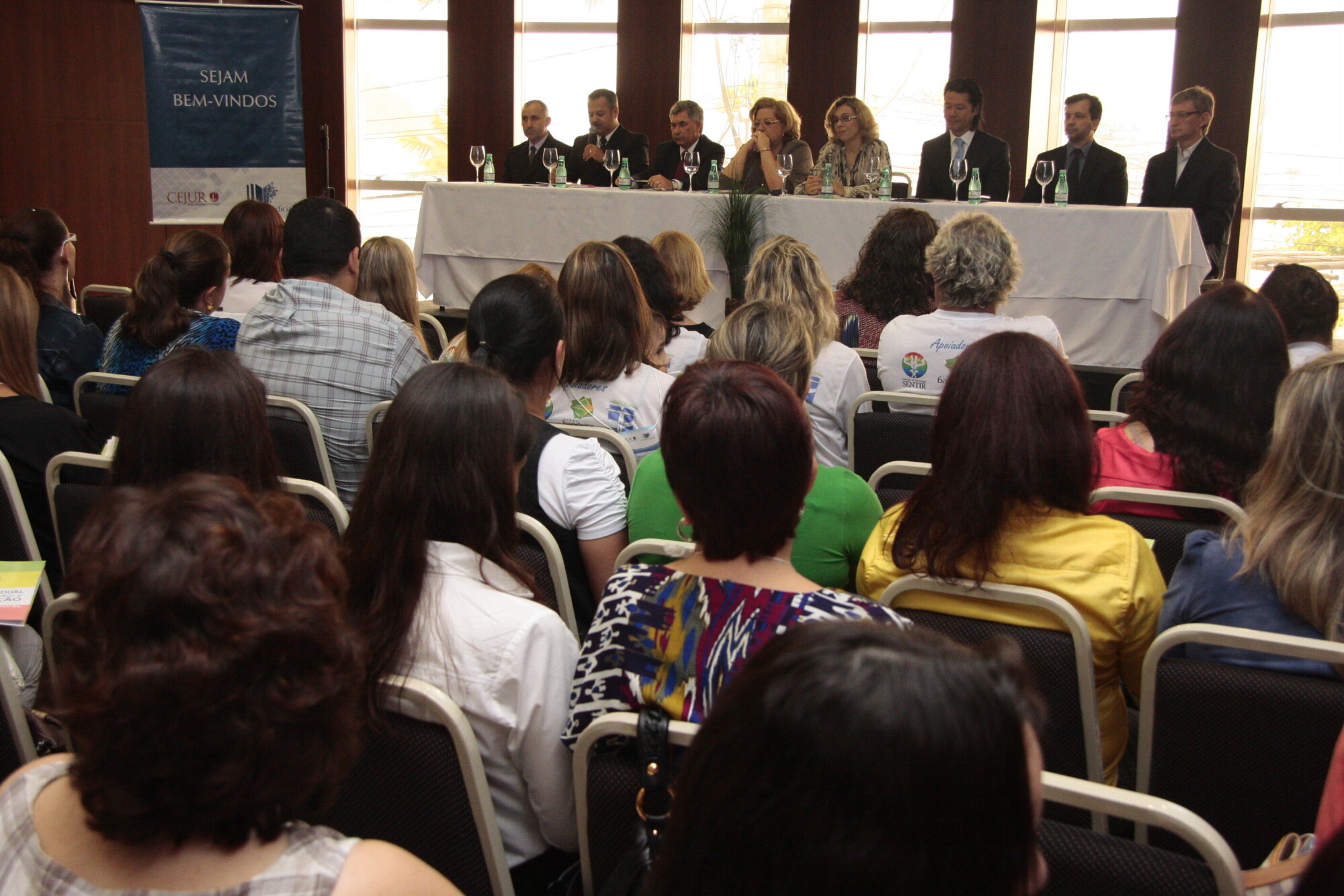 Judiciário promove debate sobre adoção legal