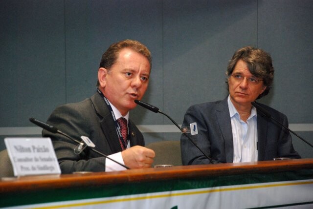 Deputados catarinenses participam do I Encontro de Agentes Legislativos
