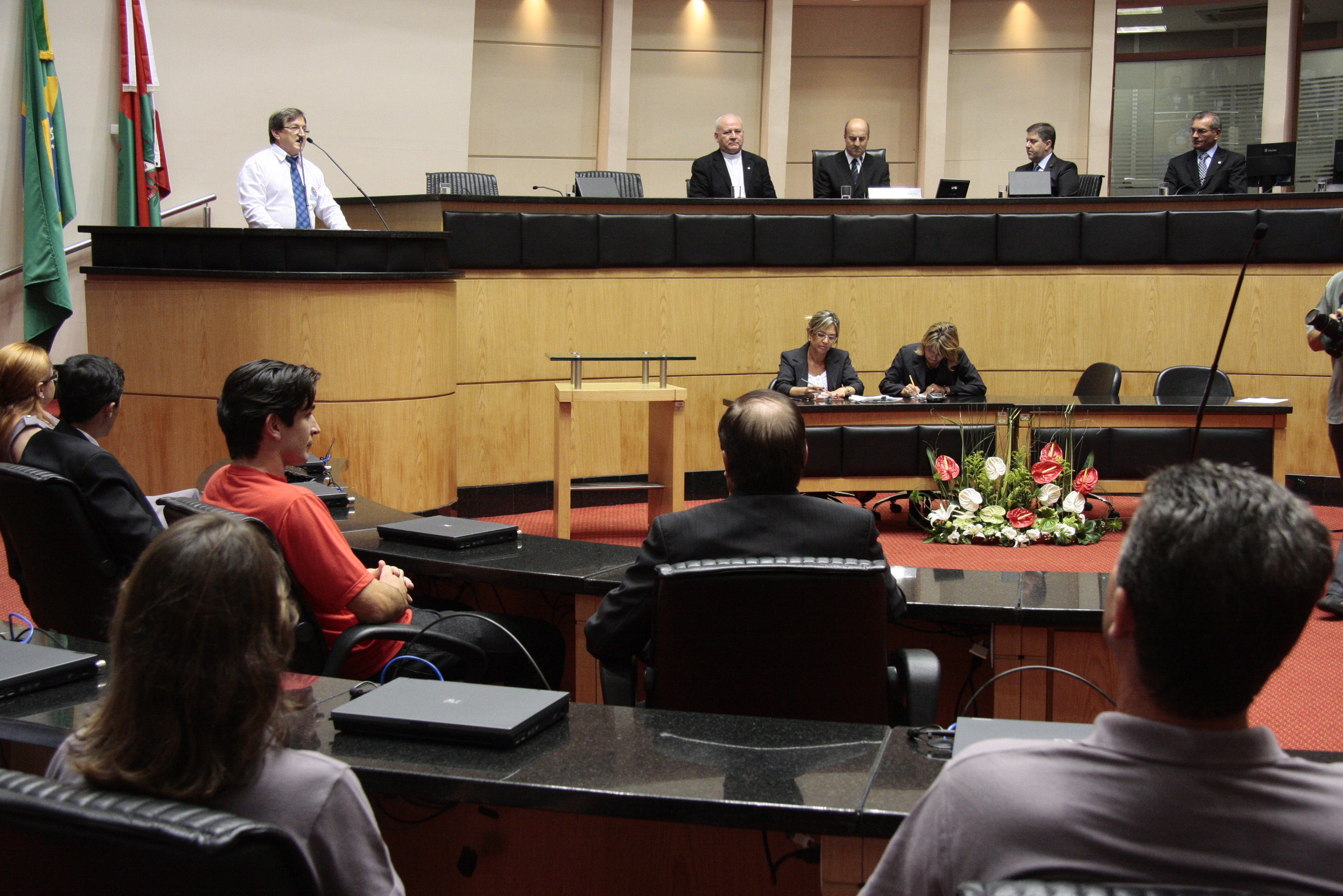 Sessão Especial em homenagem ao Movimento de Cursilhos de Cristandade - MCC, pela passagem dos seus 50 anos no Brasil e 42 anos em Santa Catarina. Foto:Miriam Zomer