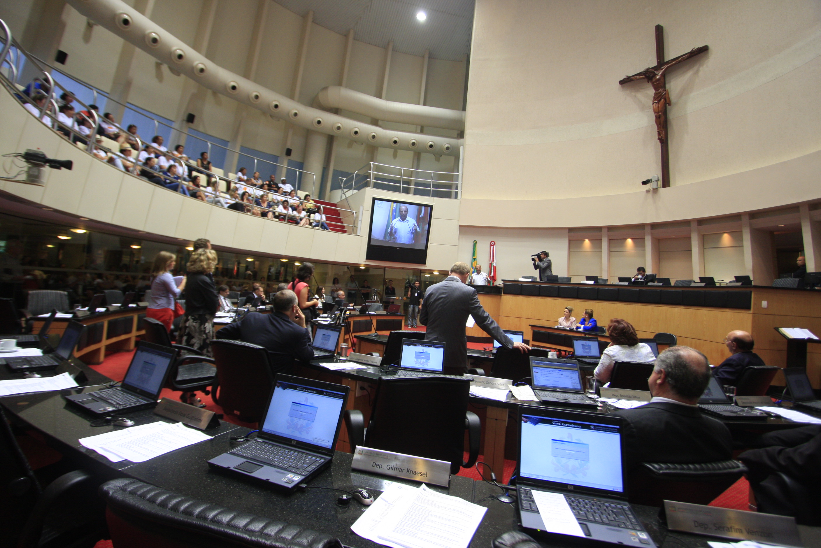 Sessão Ordinária - Plenário Osni Régis - Foto: Lucas Gabriel Diniz