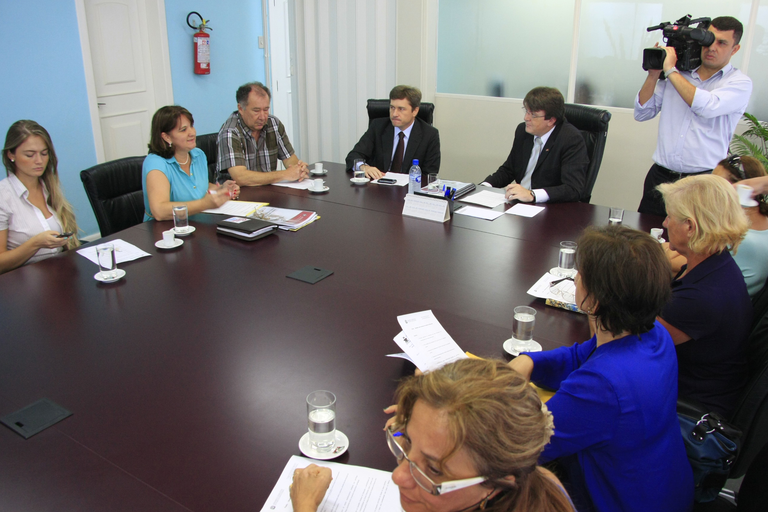 Reunião da Comissão de Defesa dos Diretos da Pessoa com Deficiência com o Secretário de Educação Eduardo Deschamps. Foto: Miriam Zomer