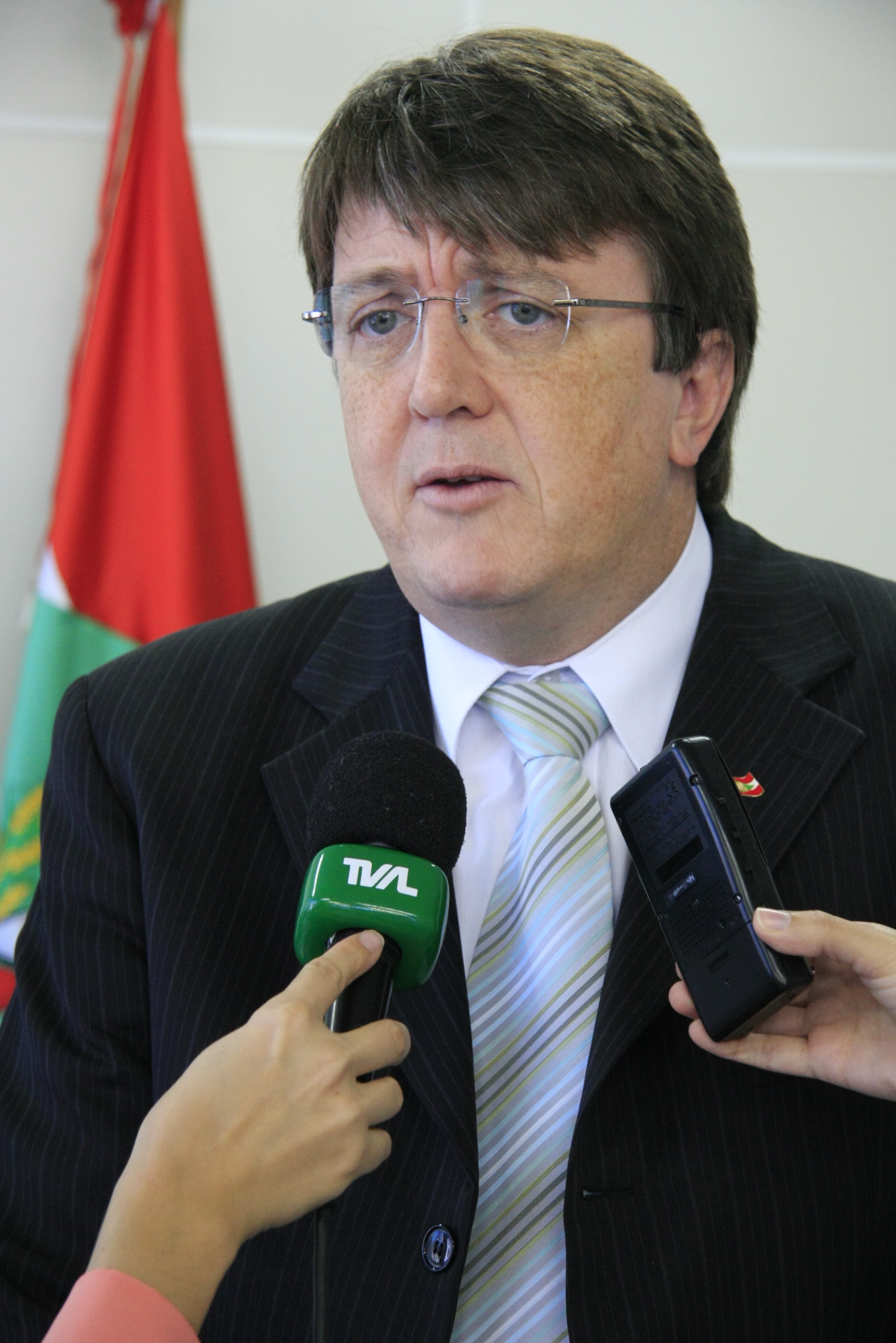 Secretário de Educação Eduardo Deschamps. Foto: Miriam Zomer