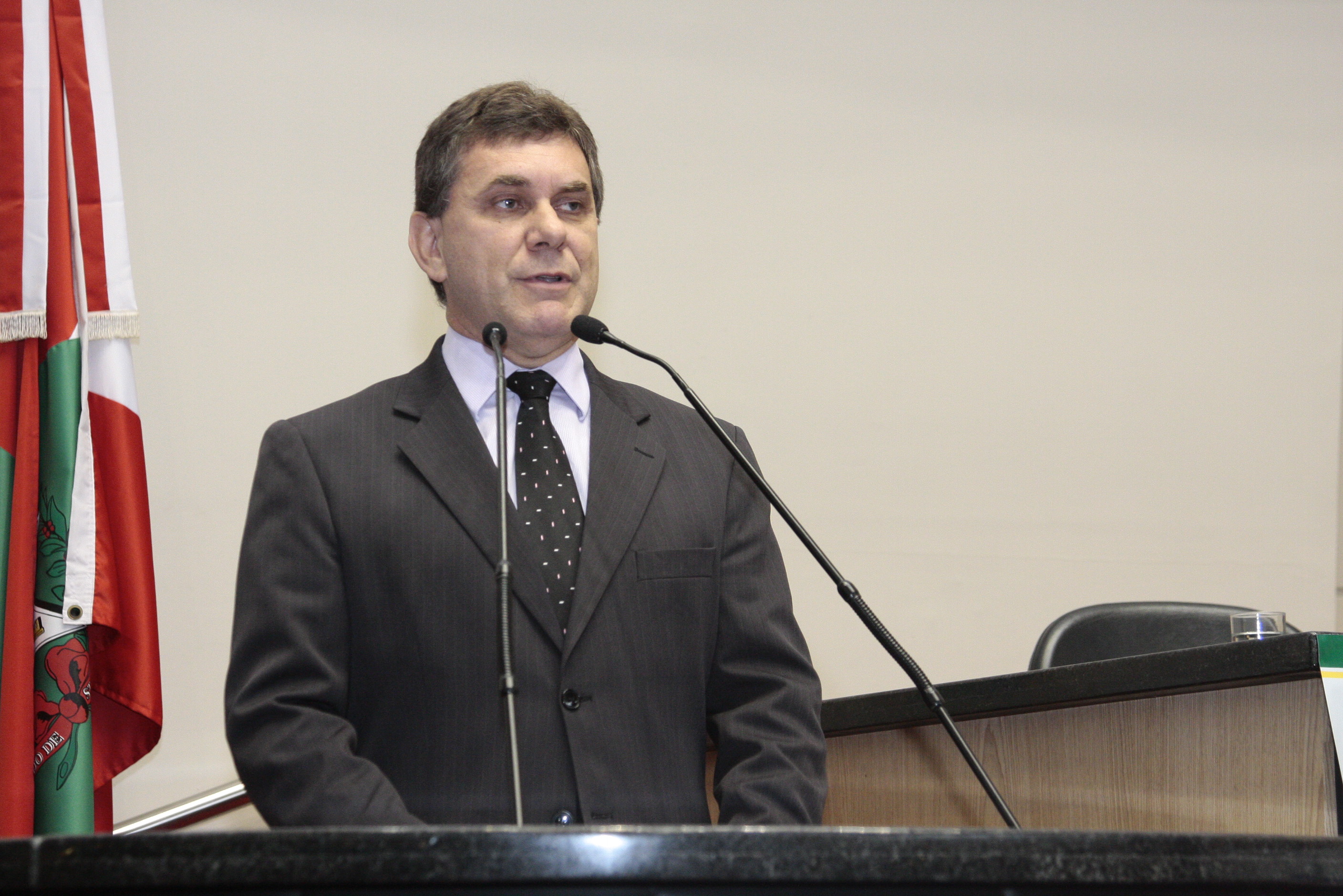 Fórum da UNALE - Luiz Carlos Wisinteiner, Diretor de Finanças - TCE/SC. FOTO: Solon Soares