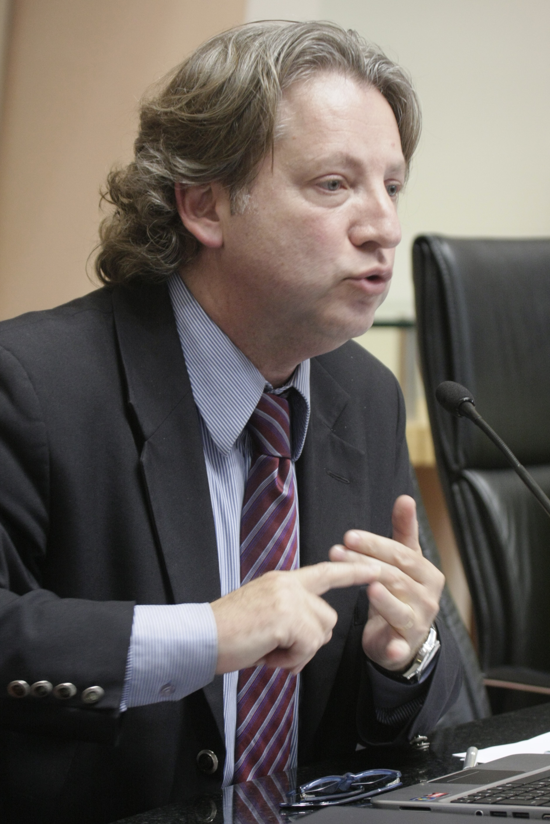 Fórum da UNALE  Silvio Teitelbaun. FOTO: Carlos Kilian