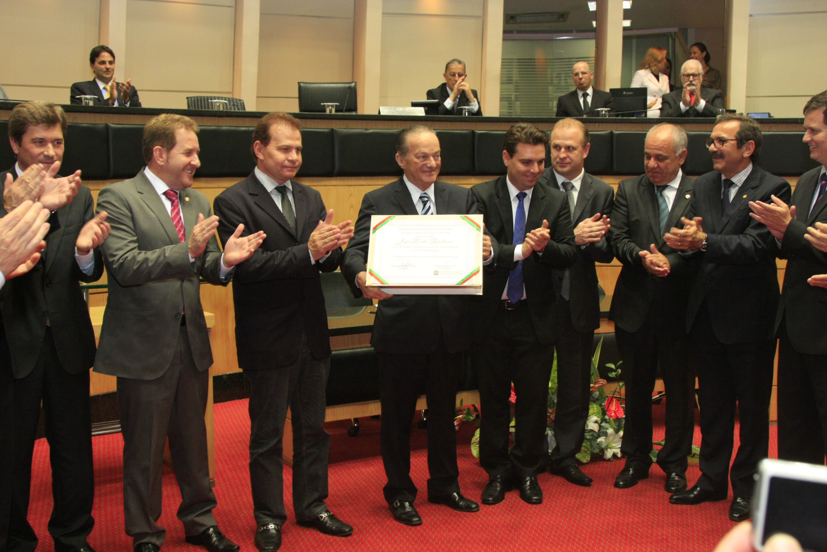Sessão Solene de concessão de Título de Cidadão Catarinense ao Senhor Jorge Konder Borhausen