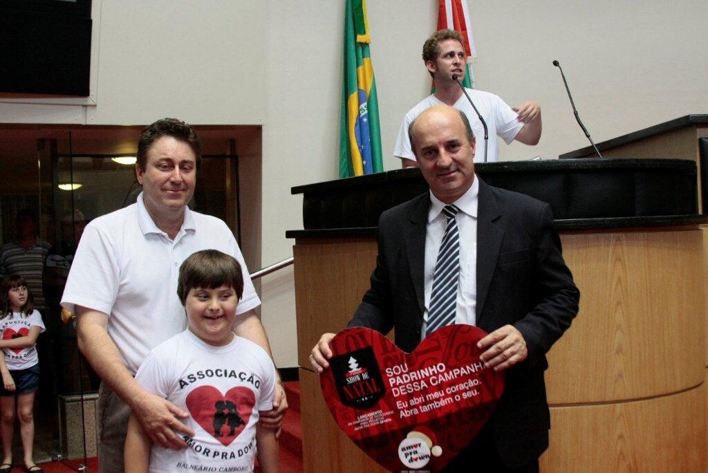 Associação Amor pra Down lança campanha na Alesc