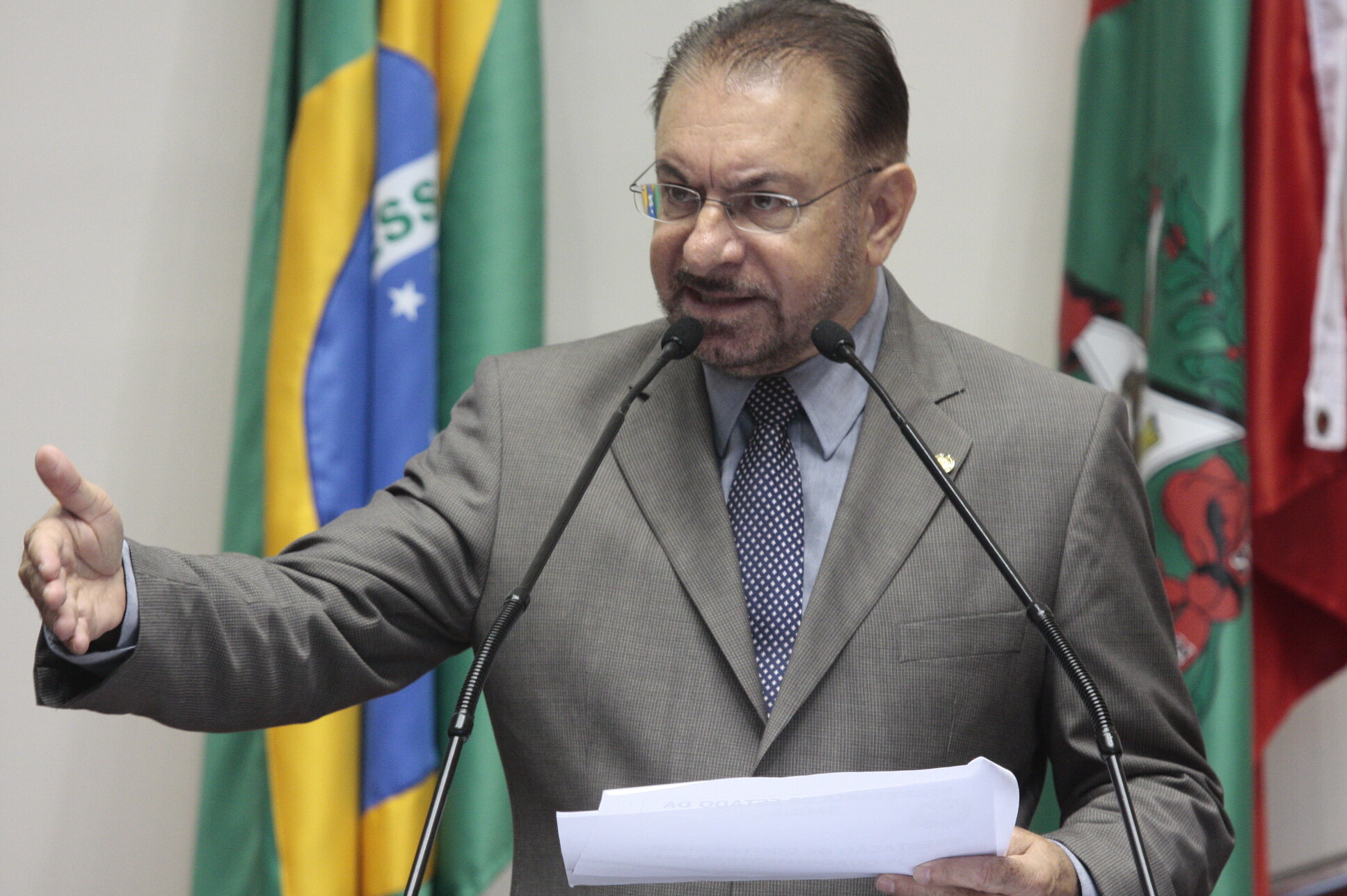 Parlamentar lamenta uso de recursos do Revigorar 3 para pagamento de folha da saúde