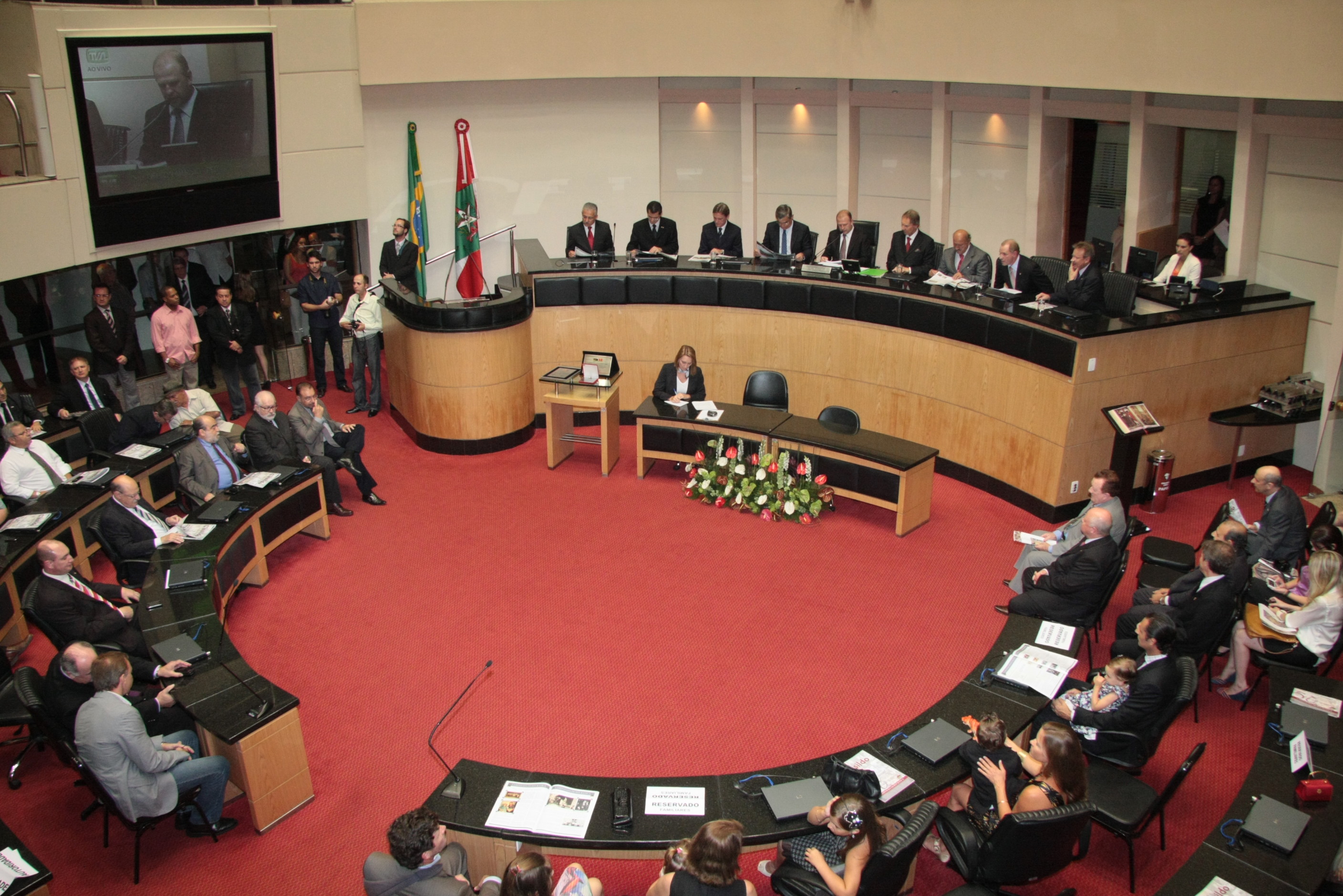 Sessão Especial em homenagem ao Senador Casildo Maldaner