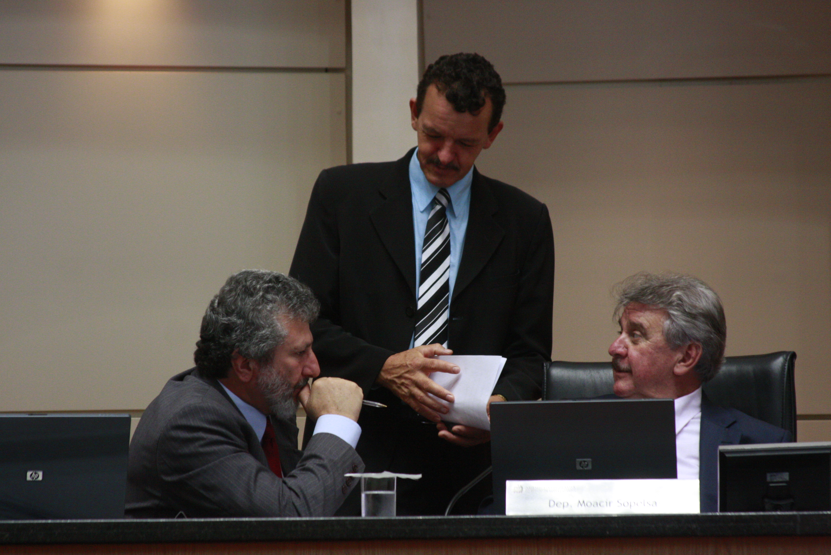 Sessão Ordinária - Plenário Osni Régis - Foto: Solon Soares