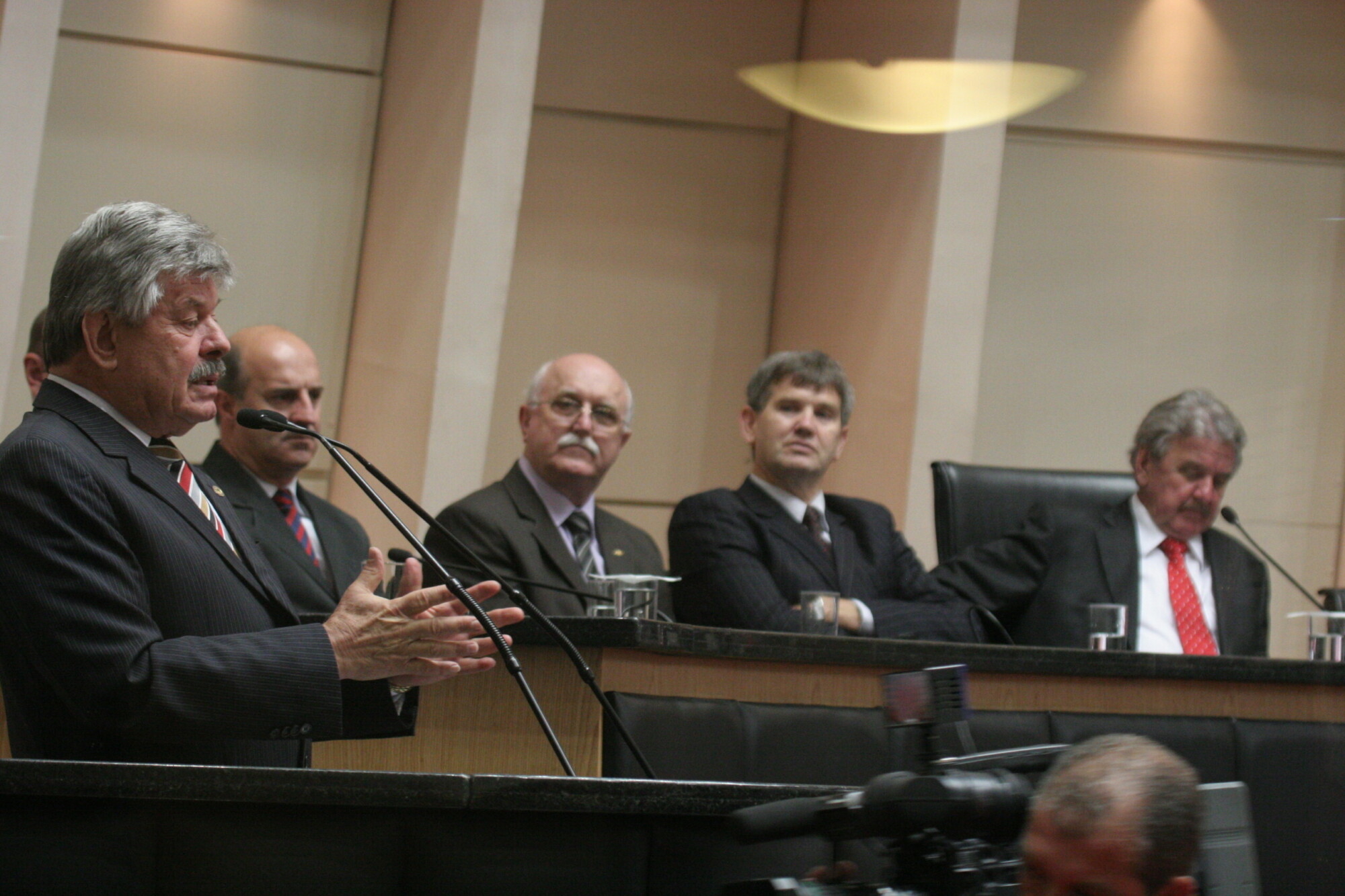 Ocesc é homenageada e reivindica lei estadual para o cooperativismo