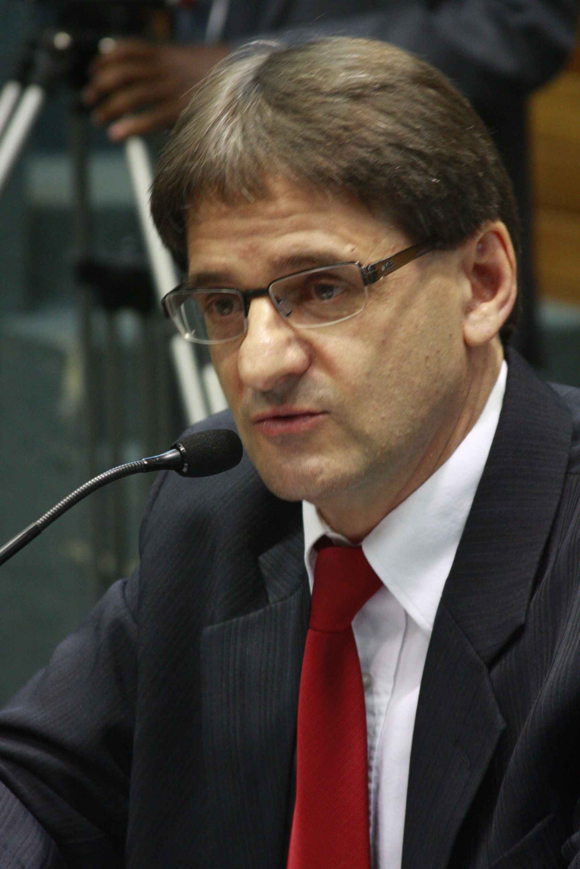 Comissão de Finanças. Deputado Neodi Saretta (PT). Foto: Solon Soares
