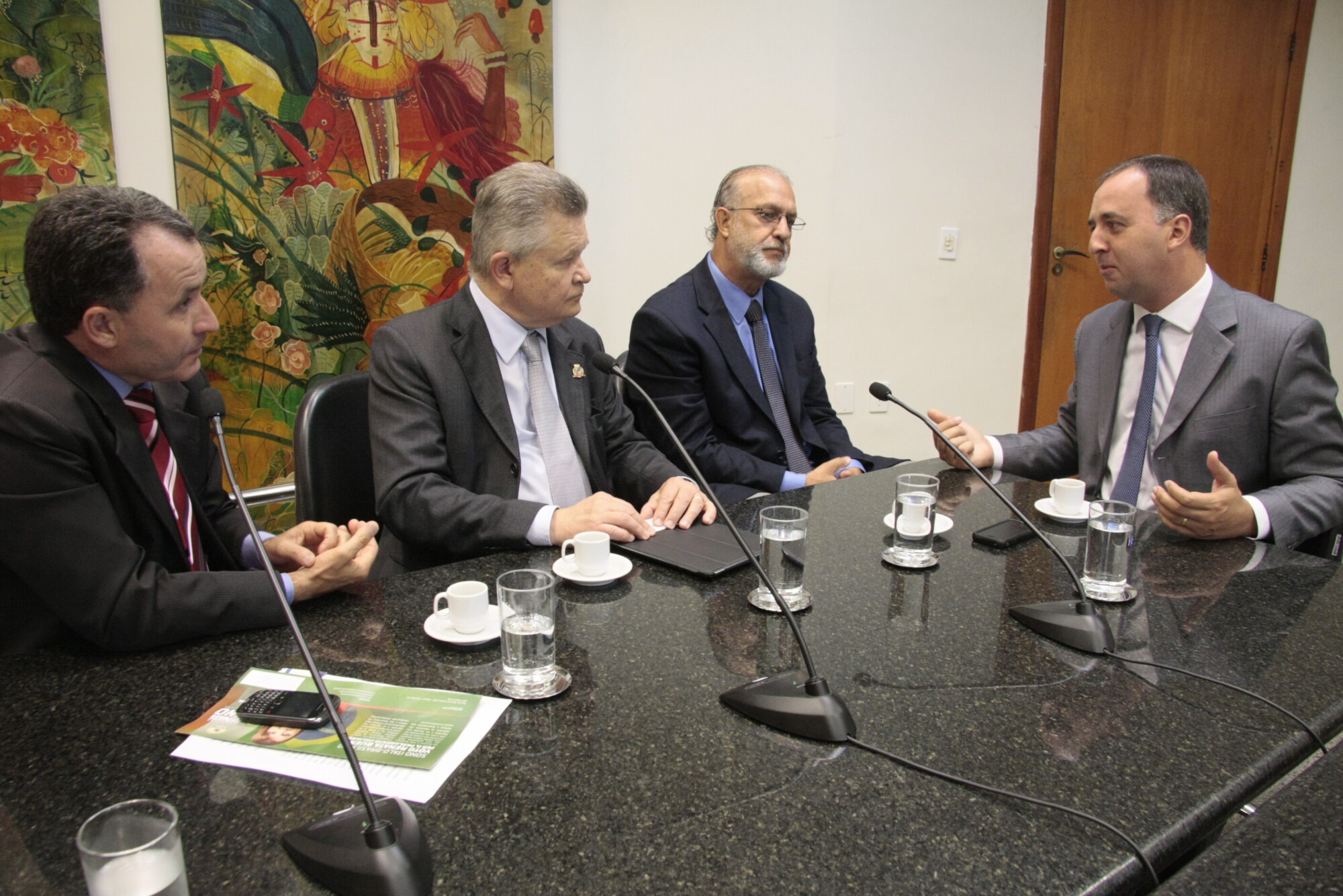 Deputados recebem prefeito de Joinville e tratam da região metropolitana