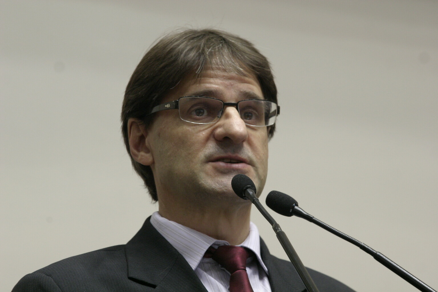 Saretta prega discussão com entidades para rever decreto que eleva ICMS de micro e pequenas empresas