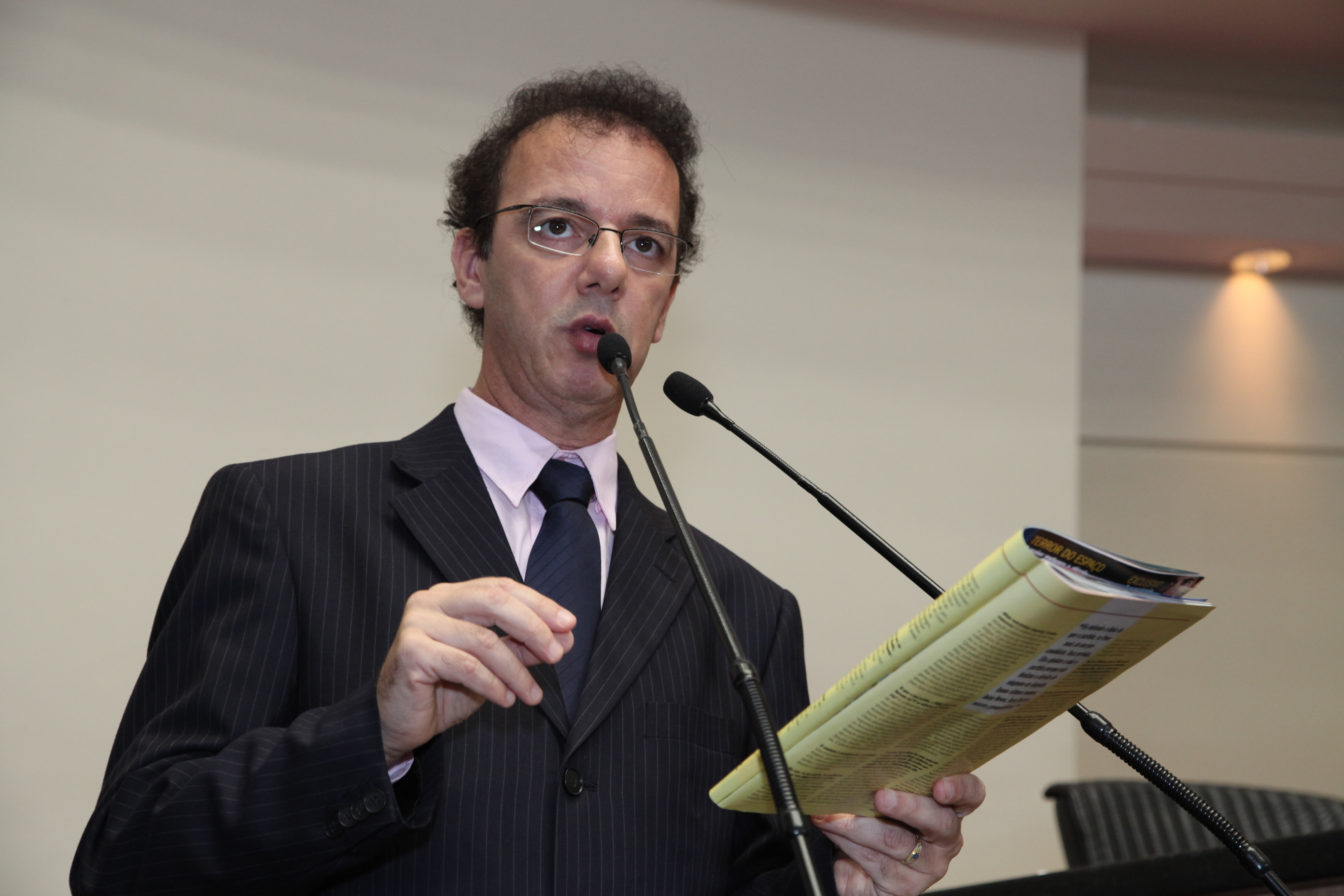 Sessão Ordinária - Plenário Osni Régis. Deputado Ismael dos Santos (PSD)