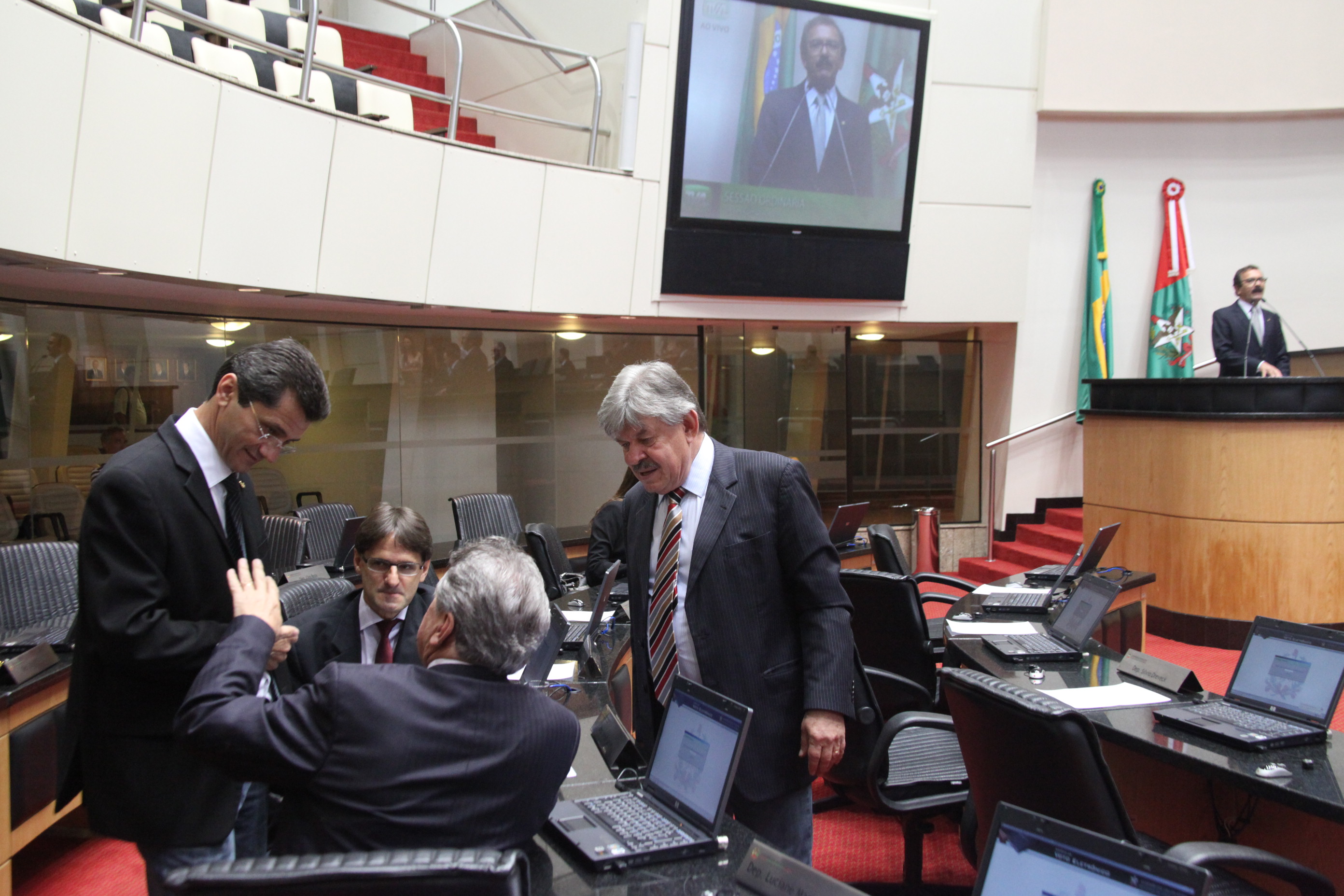 Sessão Ordinária - Plenário Osni Régis.  Foto: Fábio Queiroz