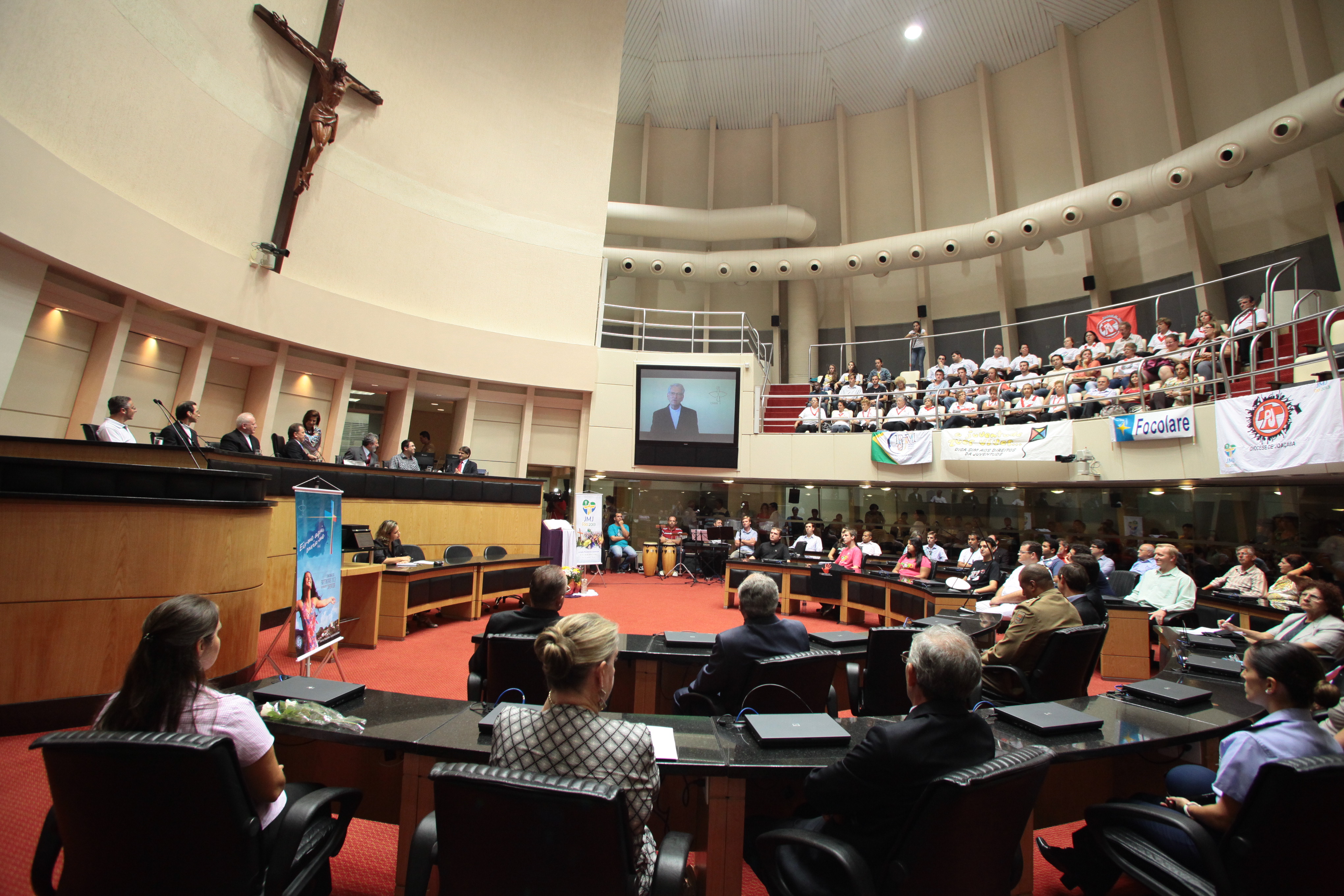 Sessão Especial em comemoração à Campanha da Fraternidade 2013, com o tema Fraternidade e Juventude. Foto: Miriam Zomer