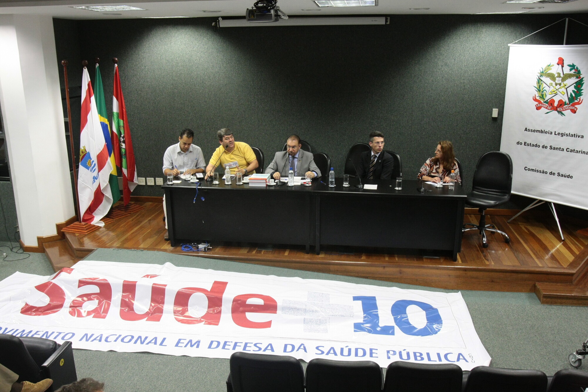 Fórum popular se reuniu na Assembleia nesta terça-feira (5). FOTO: Eduardo Guedes de Oliveira/Agência AL